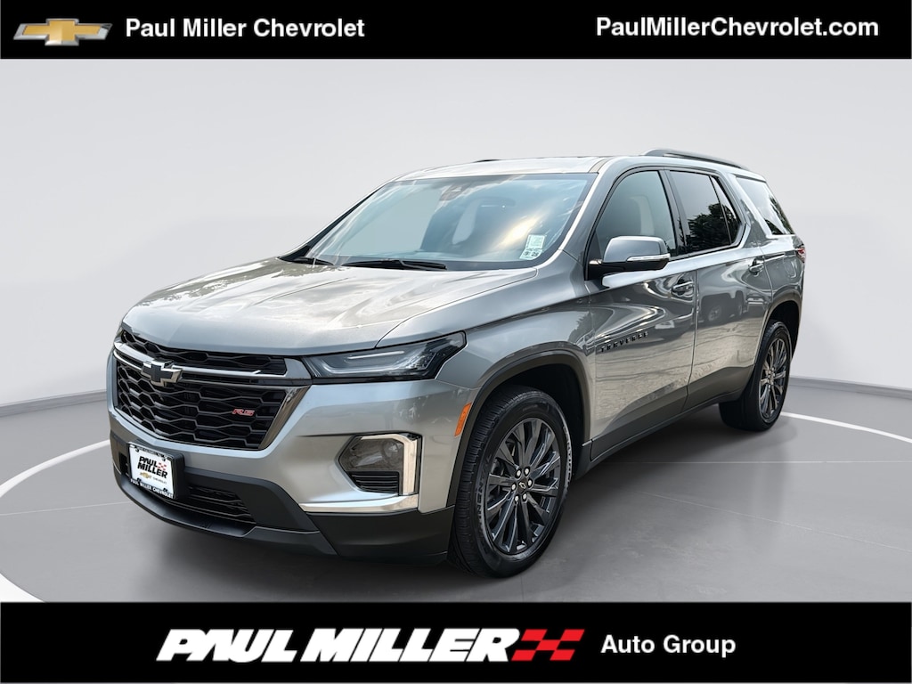 Used 2023 Chevrolet Traverse RS SUV