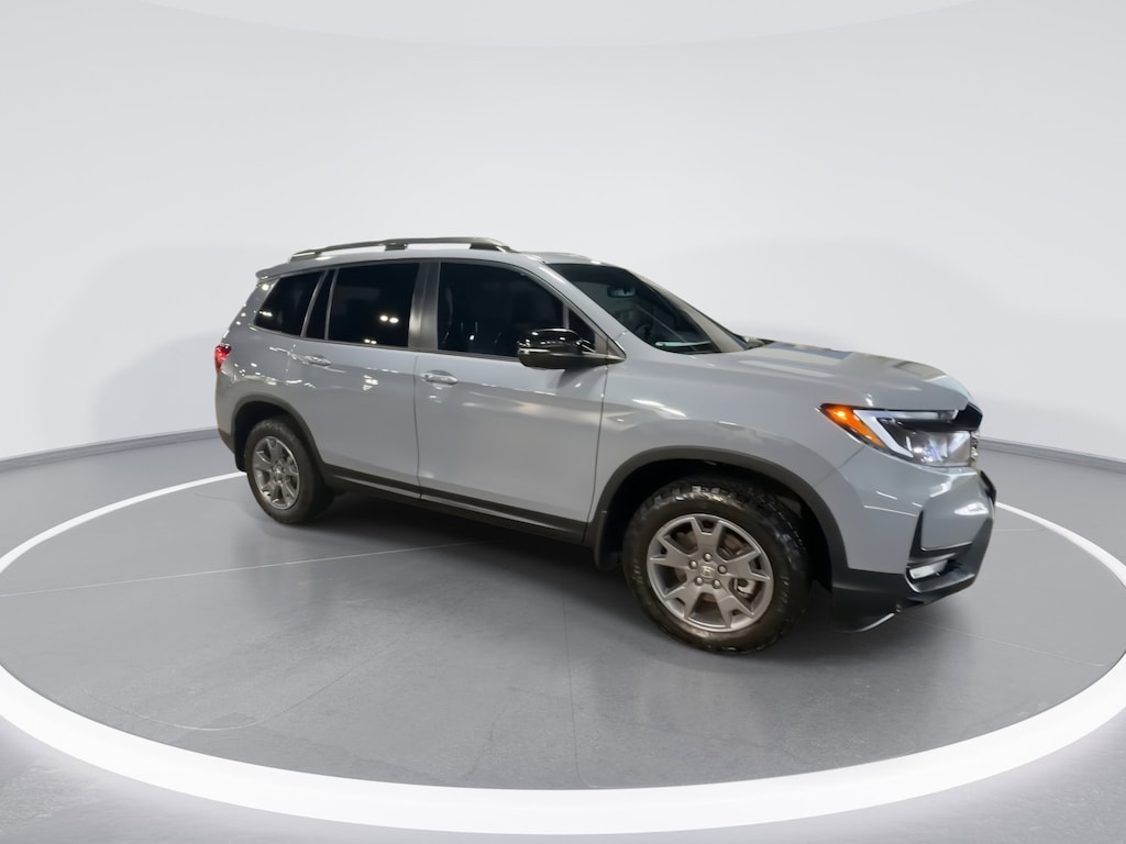 Used 2025 Honda Passport AWD TrailSport SUV