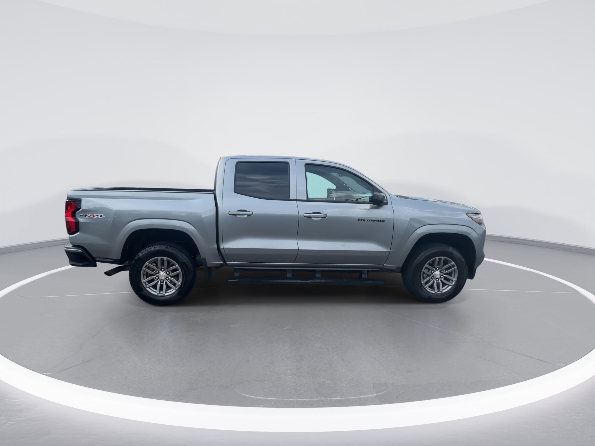 2026 Chevrolet Colorado LT - Photo 9