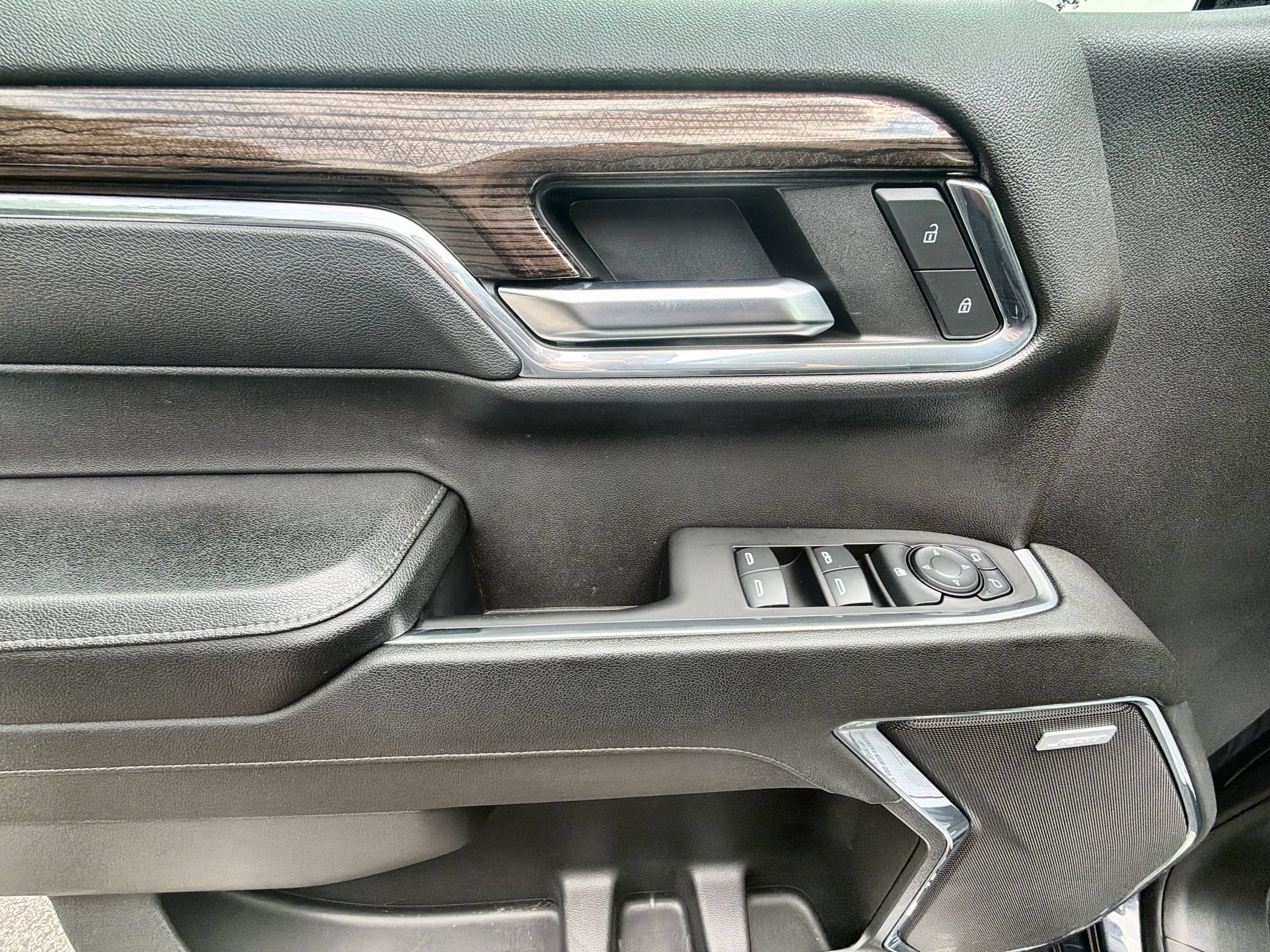 2024 Chevrolet Silverado 1500 RST - Photo 24