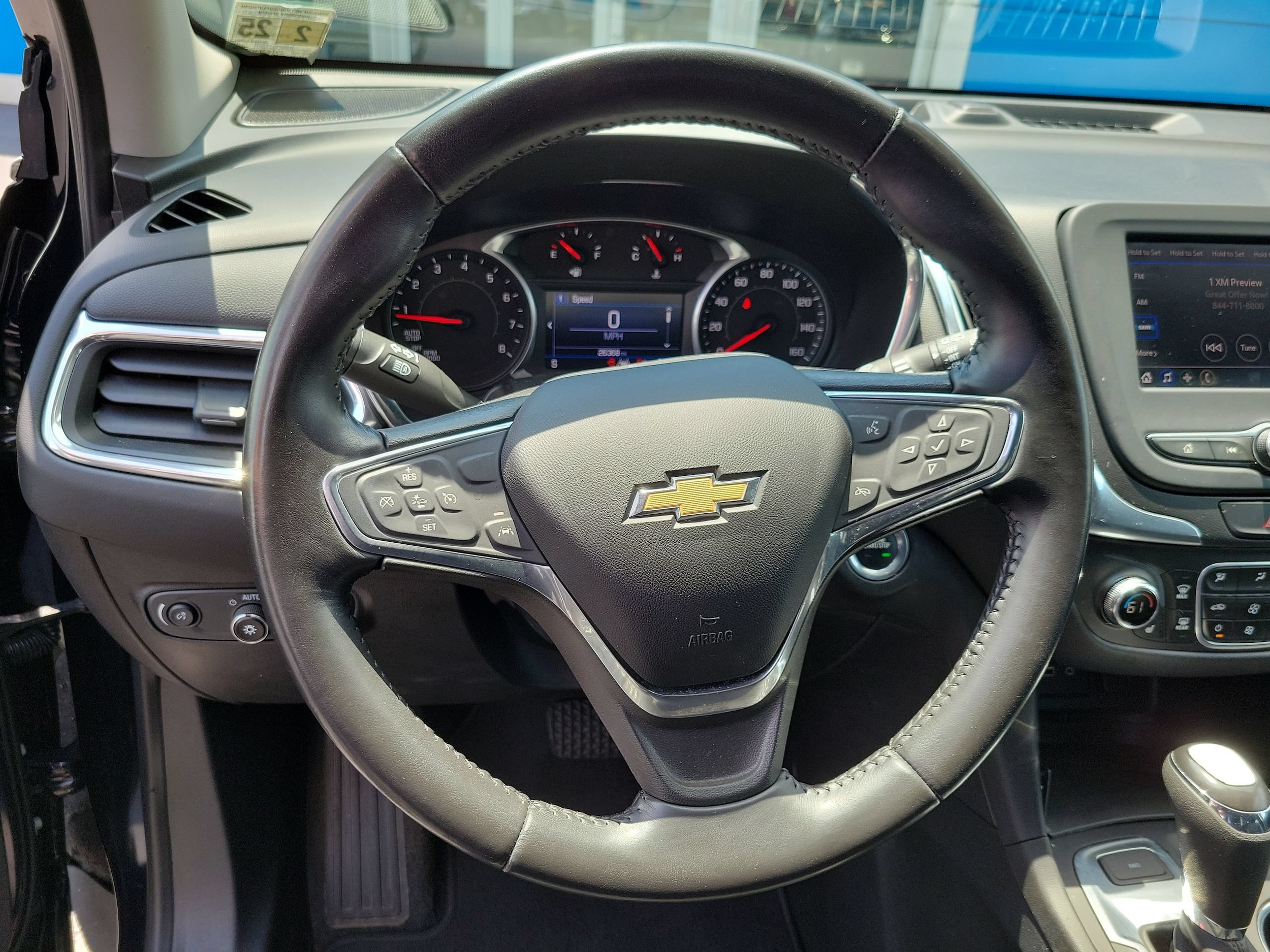 2020 Chevrolet Equinox LT - Photo 11