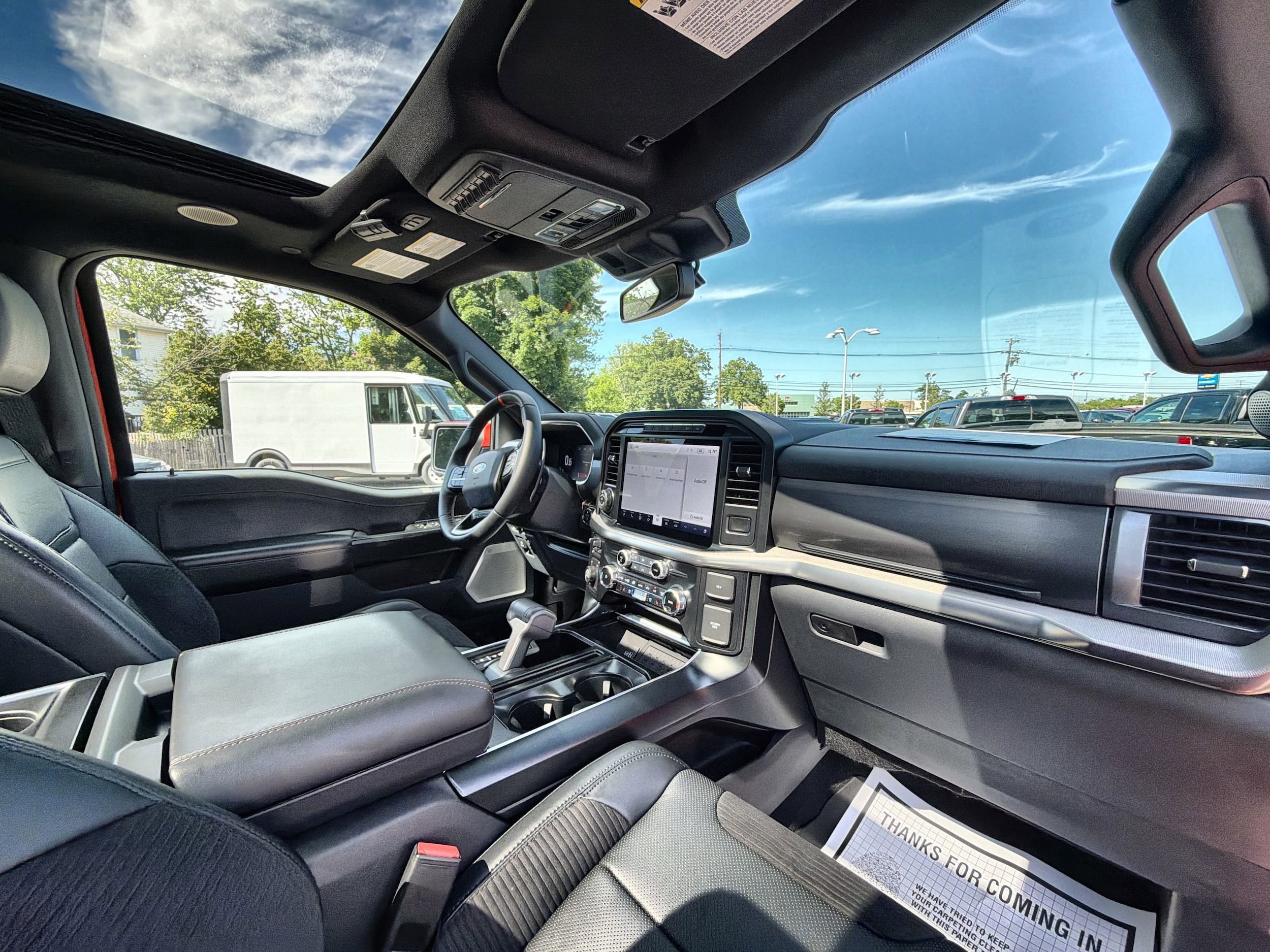 2023 Ford F-150 Raptor - Photo 30