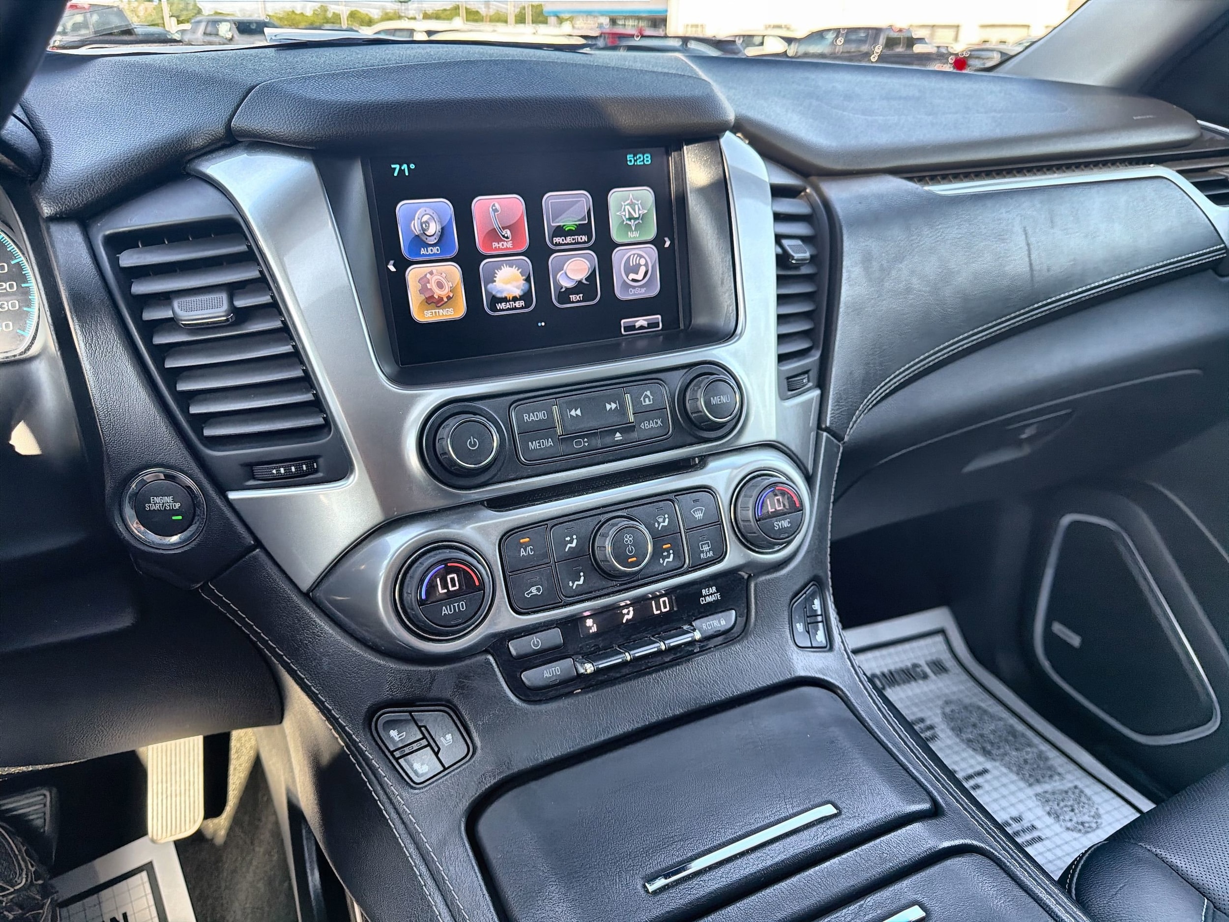 2017 Chevrolet Tahoe Premier - Photo 14