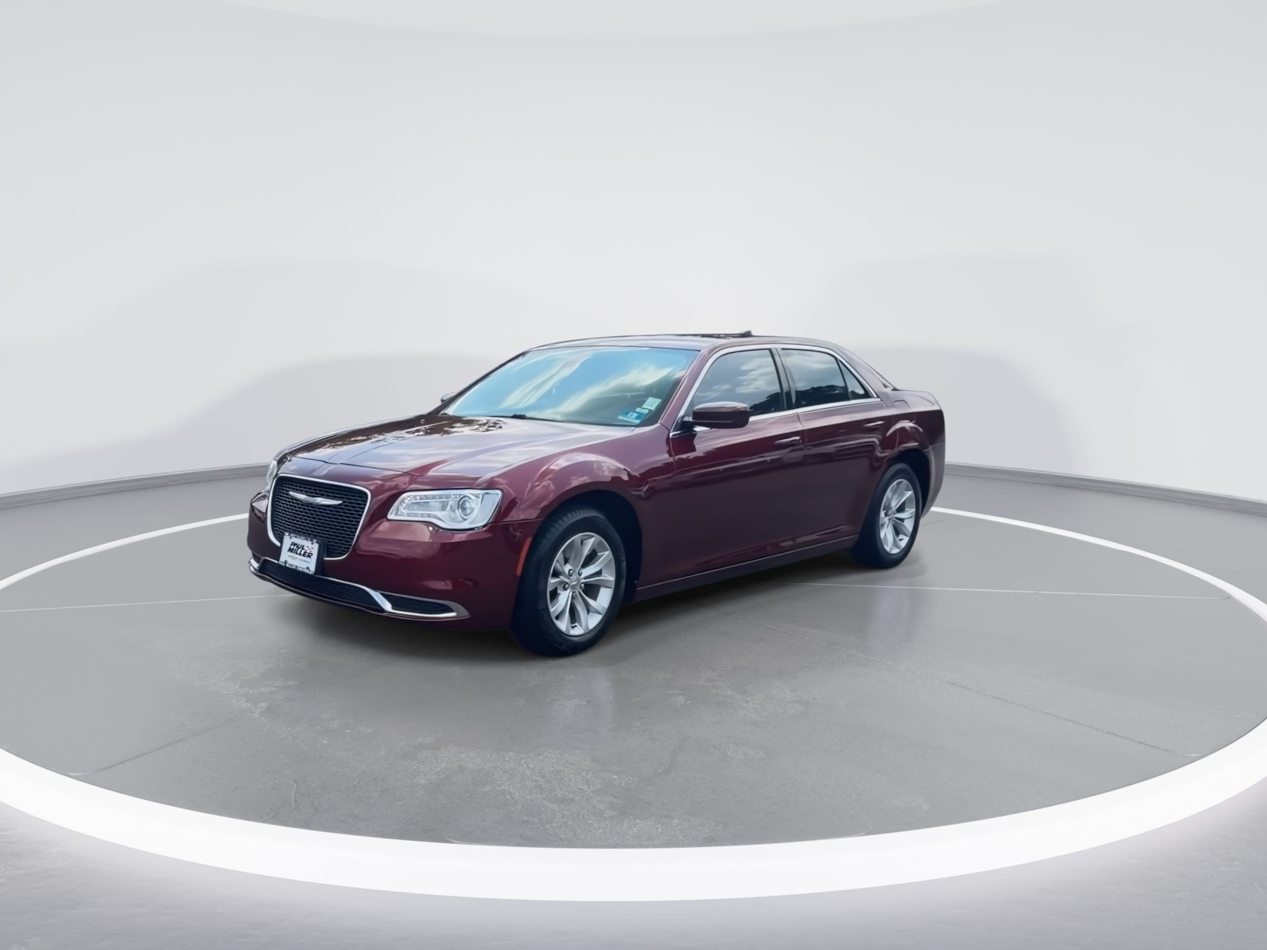 2018 Chrysler 300 Touring - Photo 4
