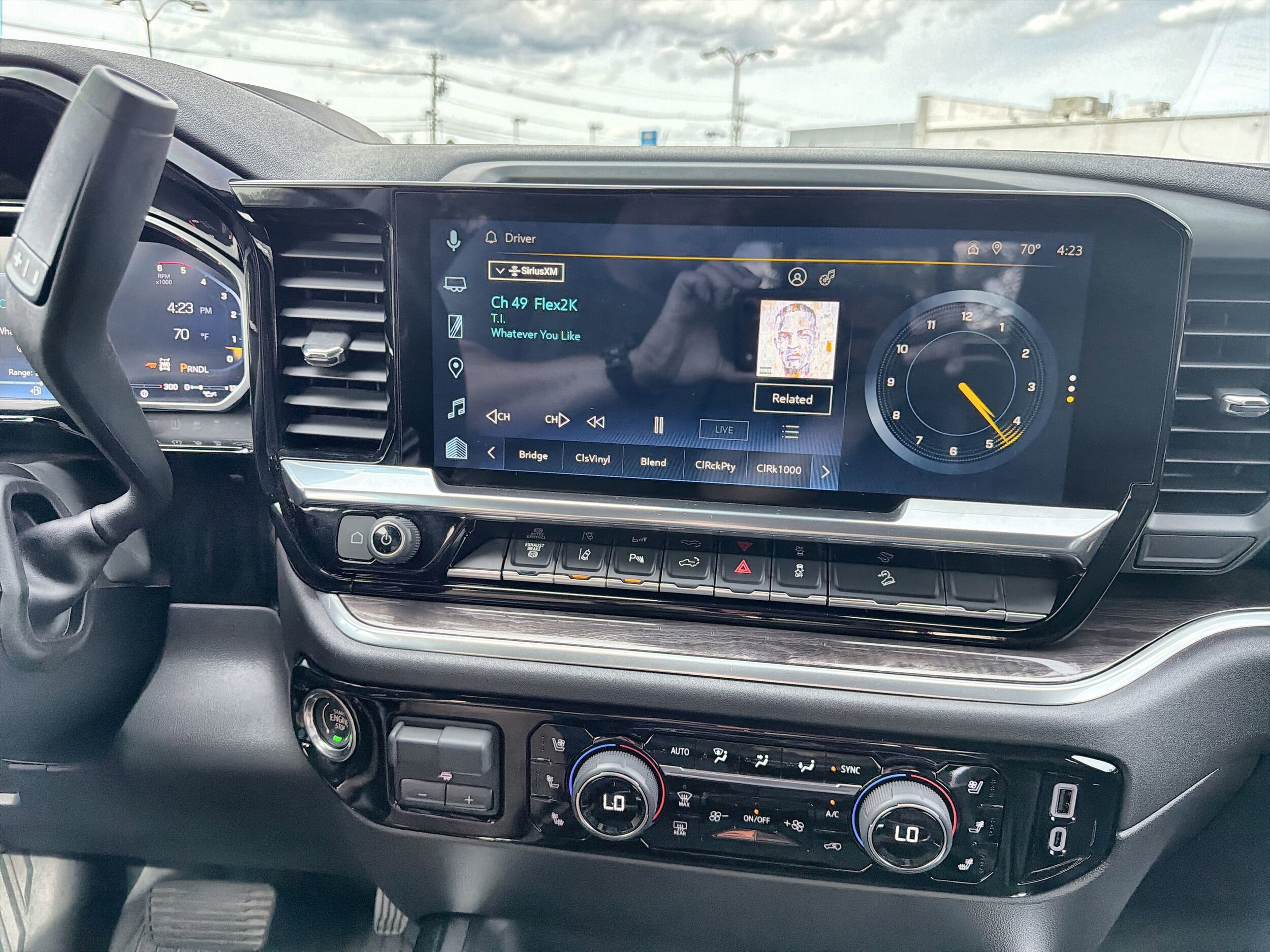 2026 Chevrolet Silverado 2500HD LTZ - Photo 17