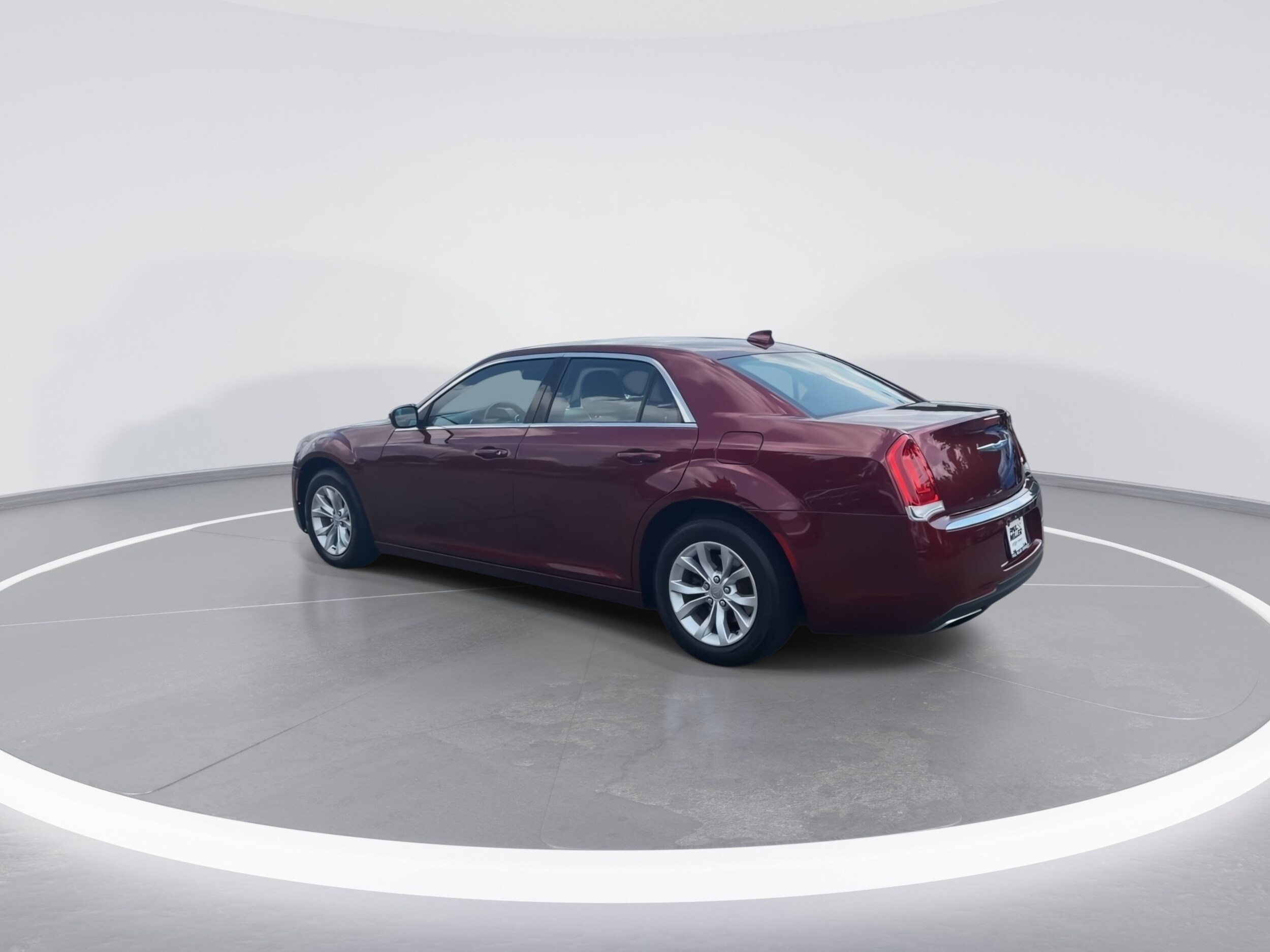 2018 Chrysler 300 Touring - Photo 6