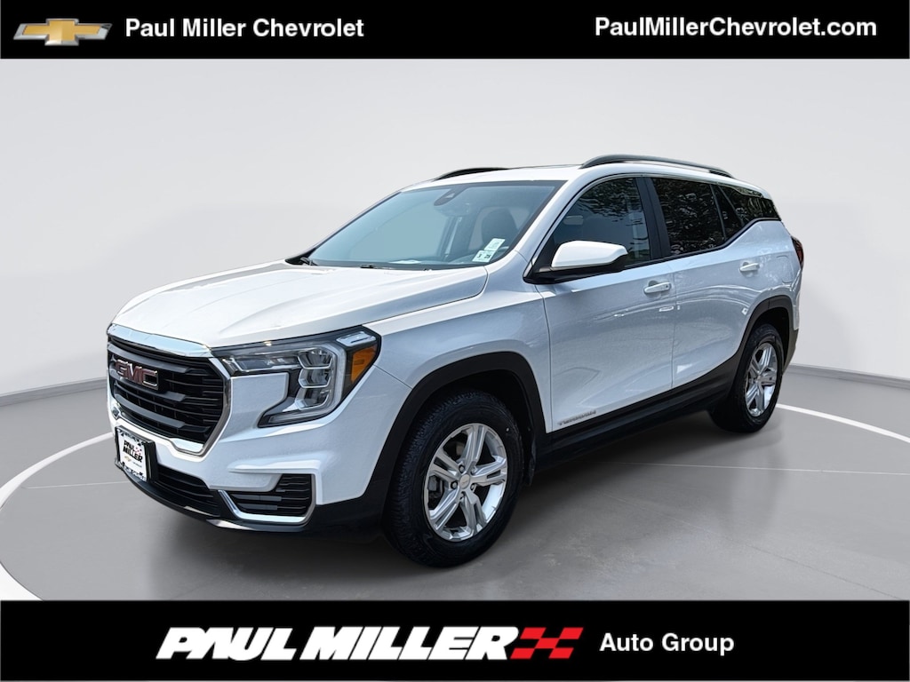 Used 2022 GMC Terrain SLE SUV