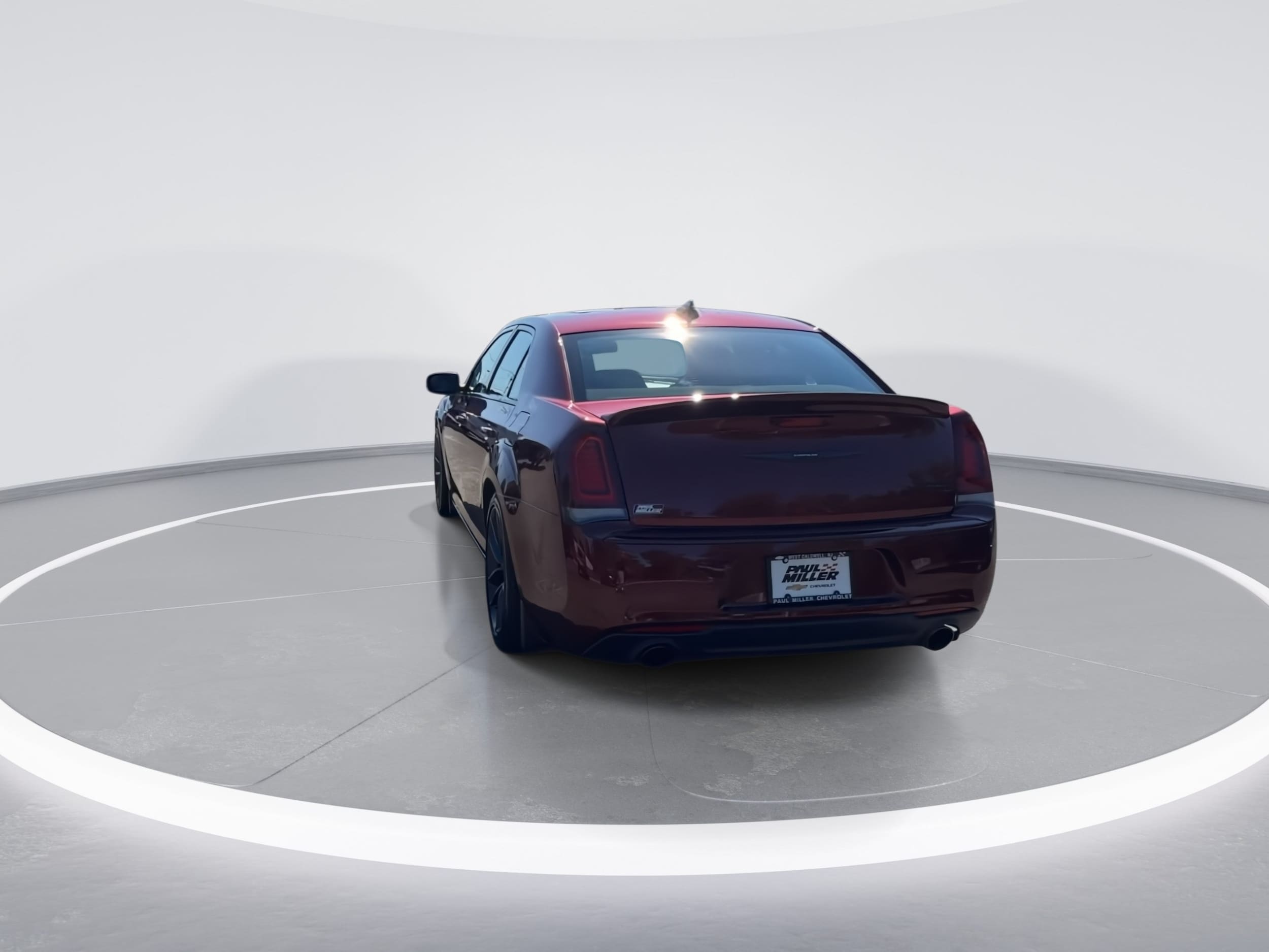 2023 Chrysler 300 C - Photo 7
