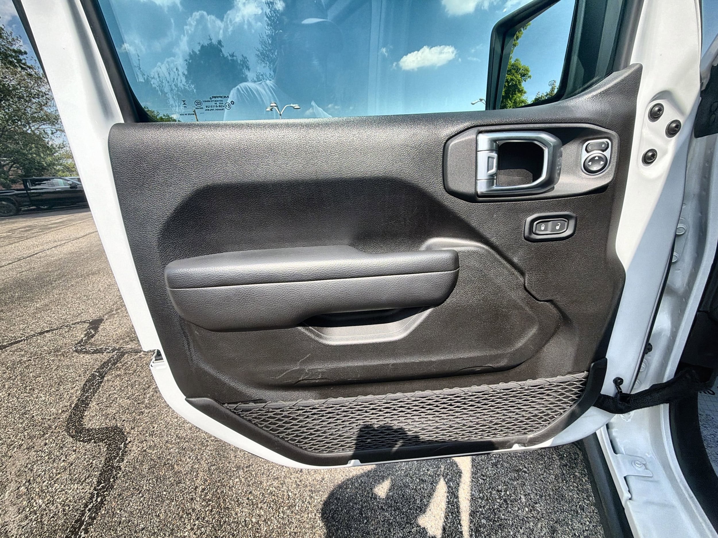 2025 Jeep Wrangler 4-Door Rubicon - Photo 23