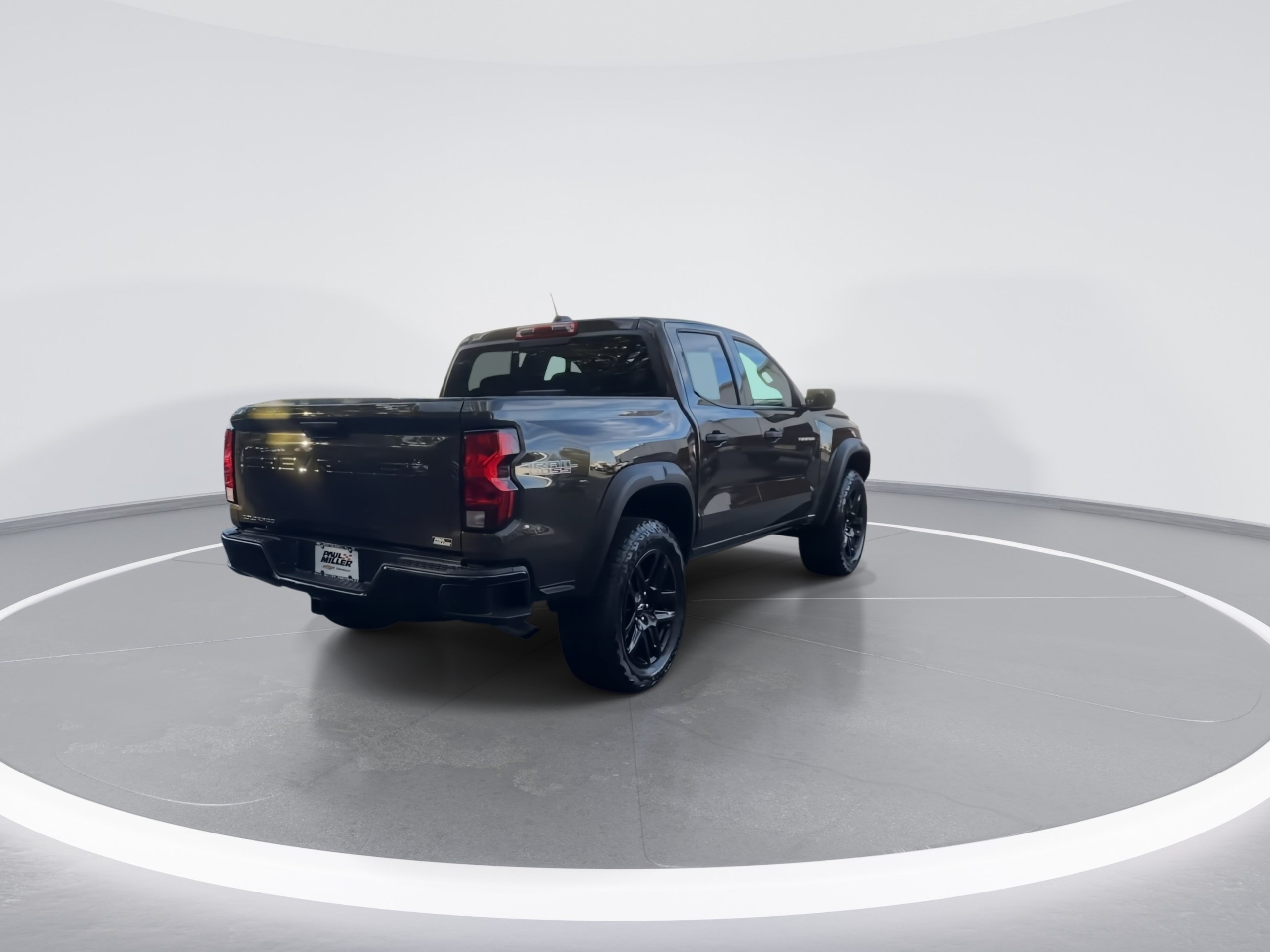 2025 Chevrolet Colorado Trail Boss - Photo 8