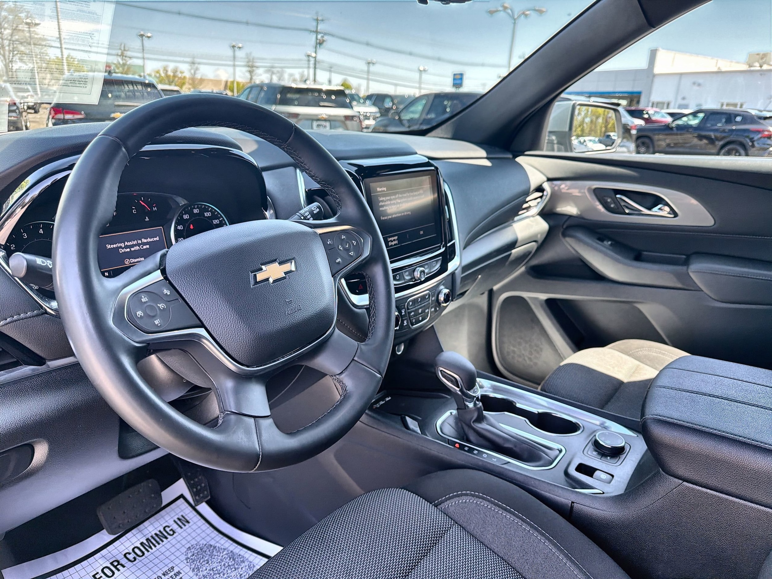 2023 Chevrolet Traverse 1LT - Photo 11