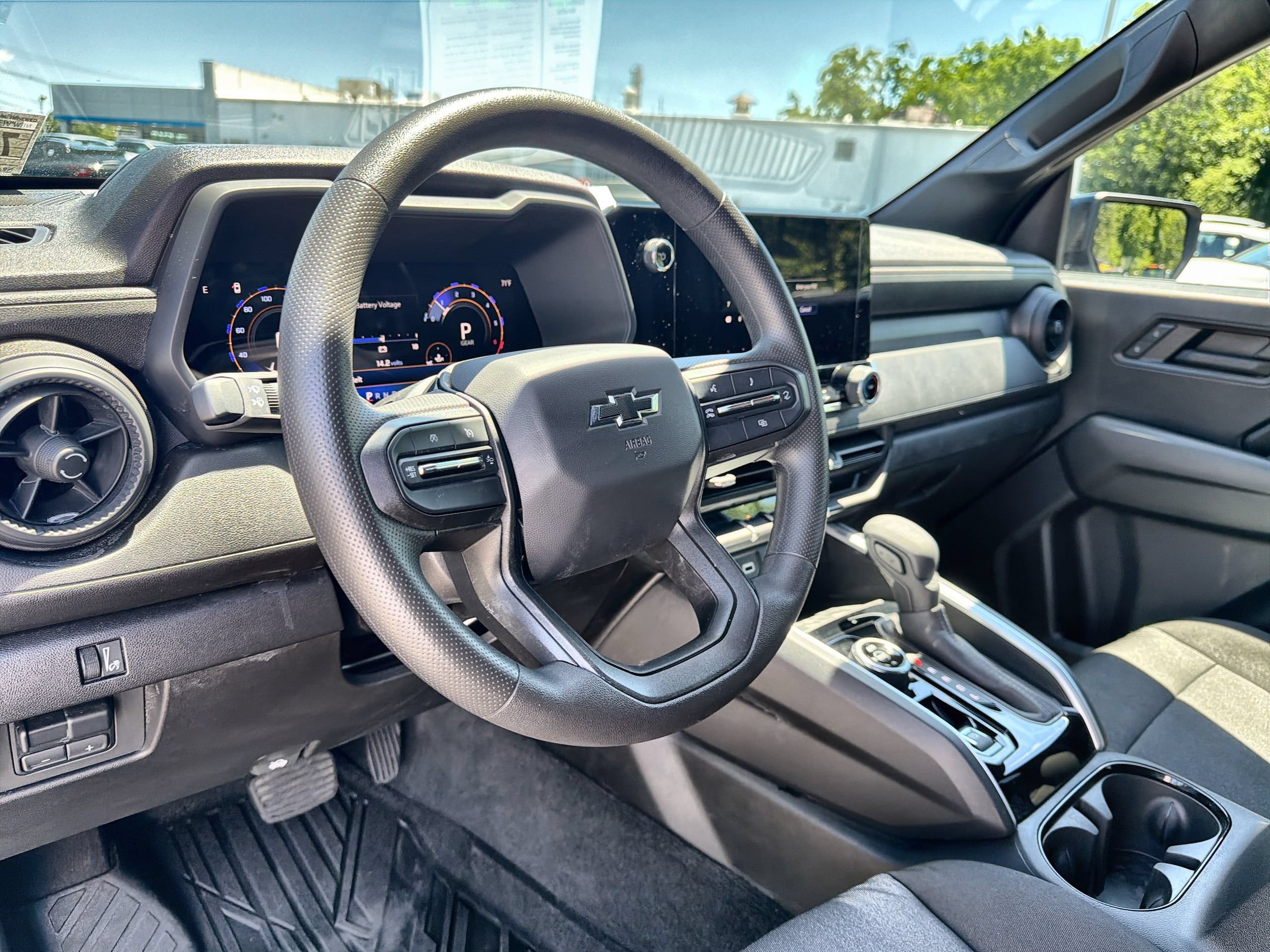 2024 Chevrolet Colorado Trail Boss - Photo 11