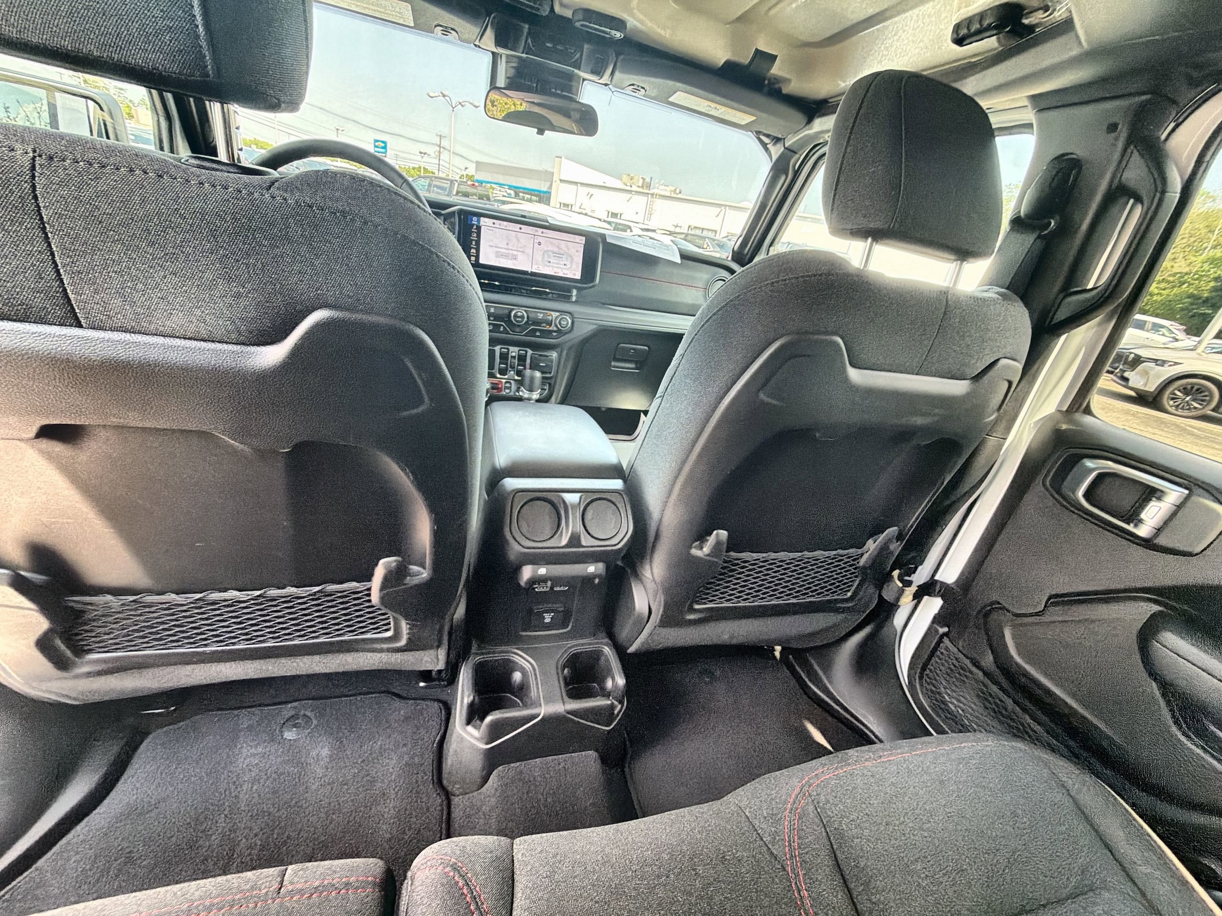 2025 Jeep Wrangler 4-Door Rubicon - Photo 22