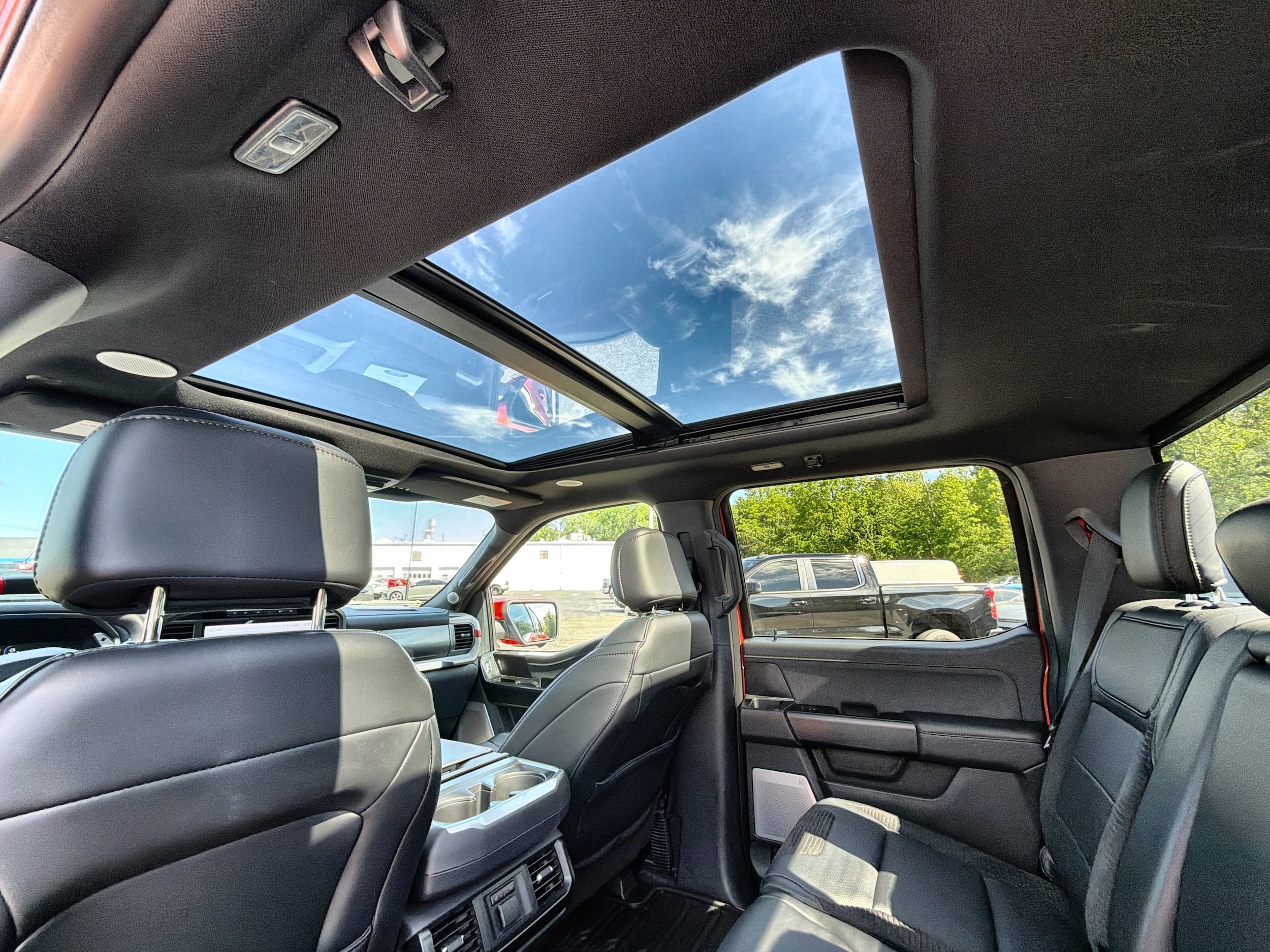 2023 Ford F-150 Raptor - Photo 19