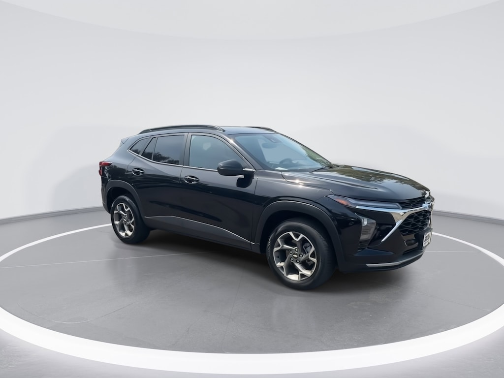 Used 2024 Chevrolet Trax LT SUV