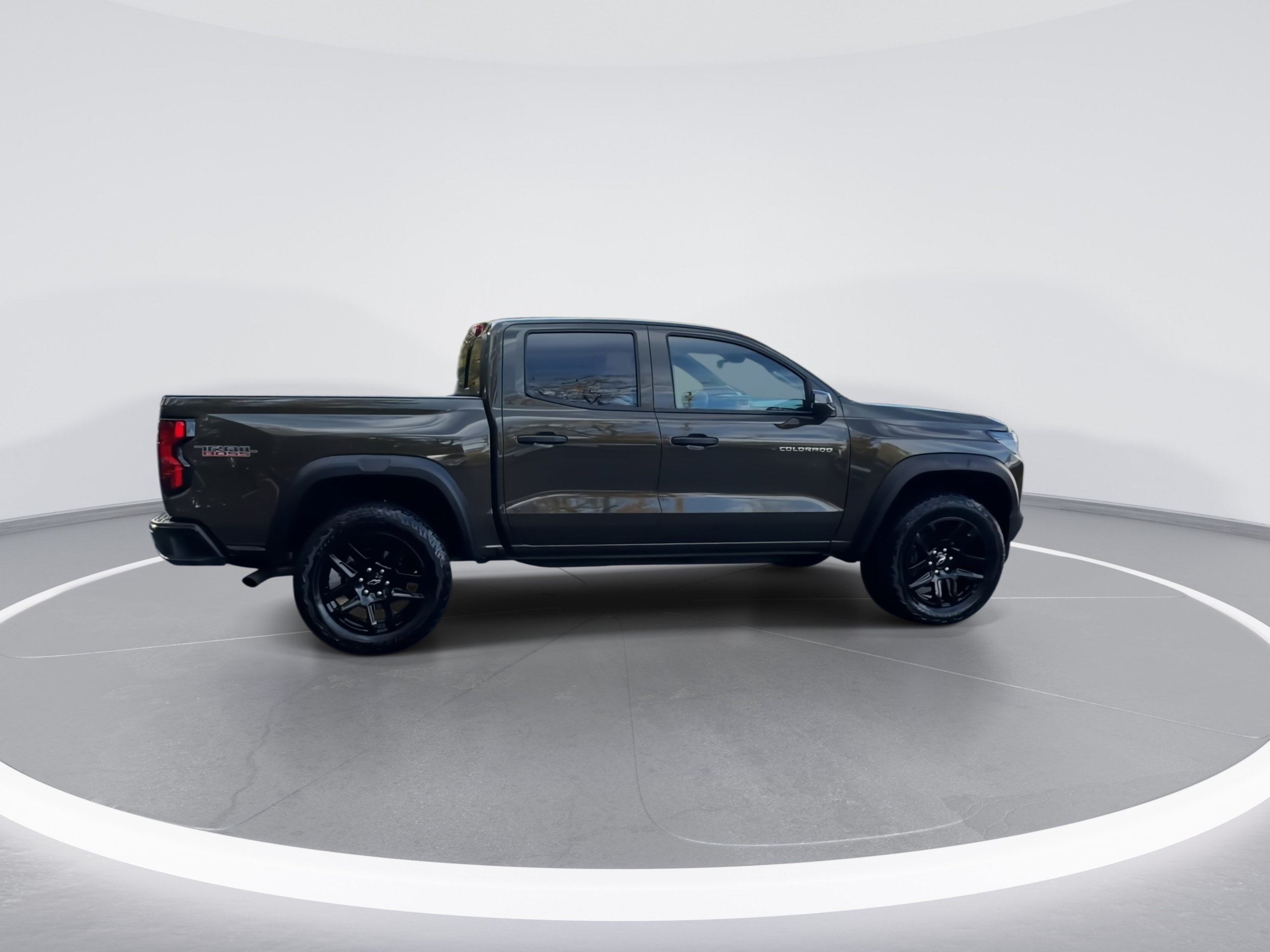 2025 Chevrolet Colorado Trail Boss - Photo 9