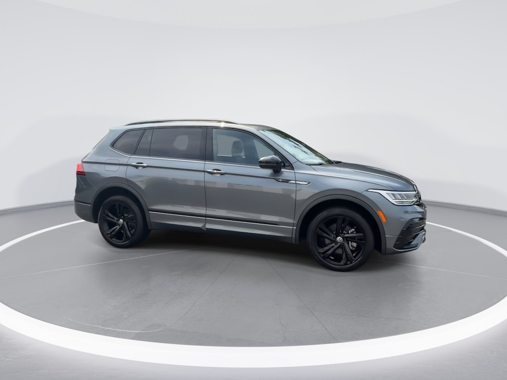 Used 2023 Volkswagen Tiguan 2.0T SE R-Line Black SUV