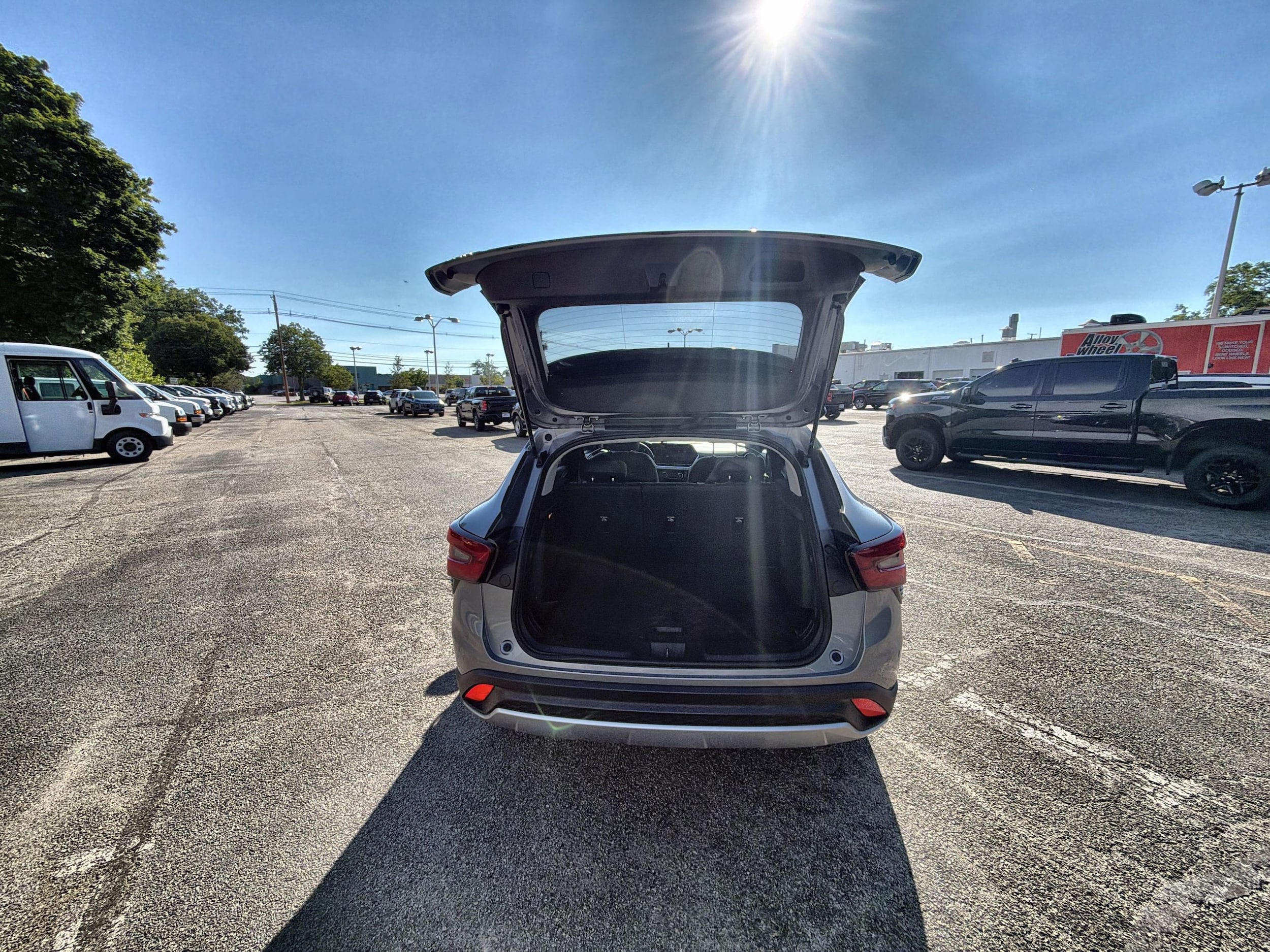 2024 Chevrolet Trax LT - Photo 27