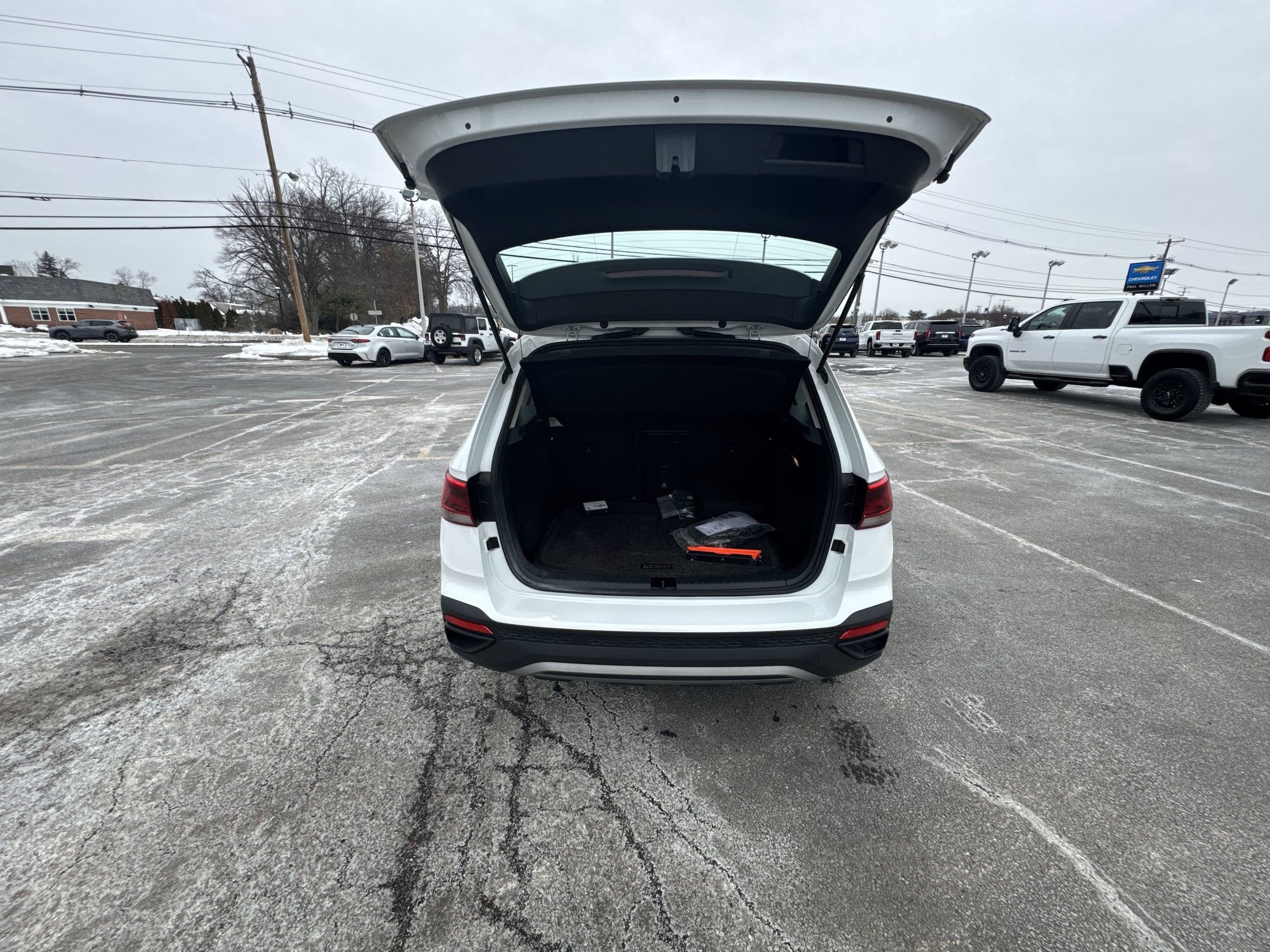 2022 Volkswagen Taos S - Photo 27