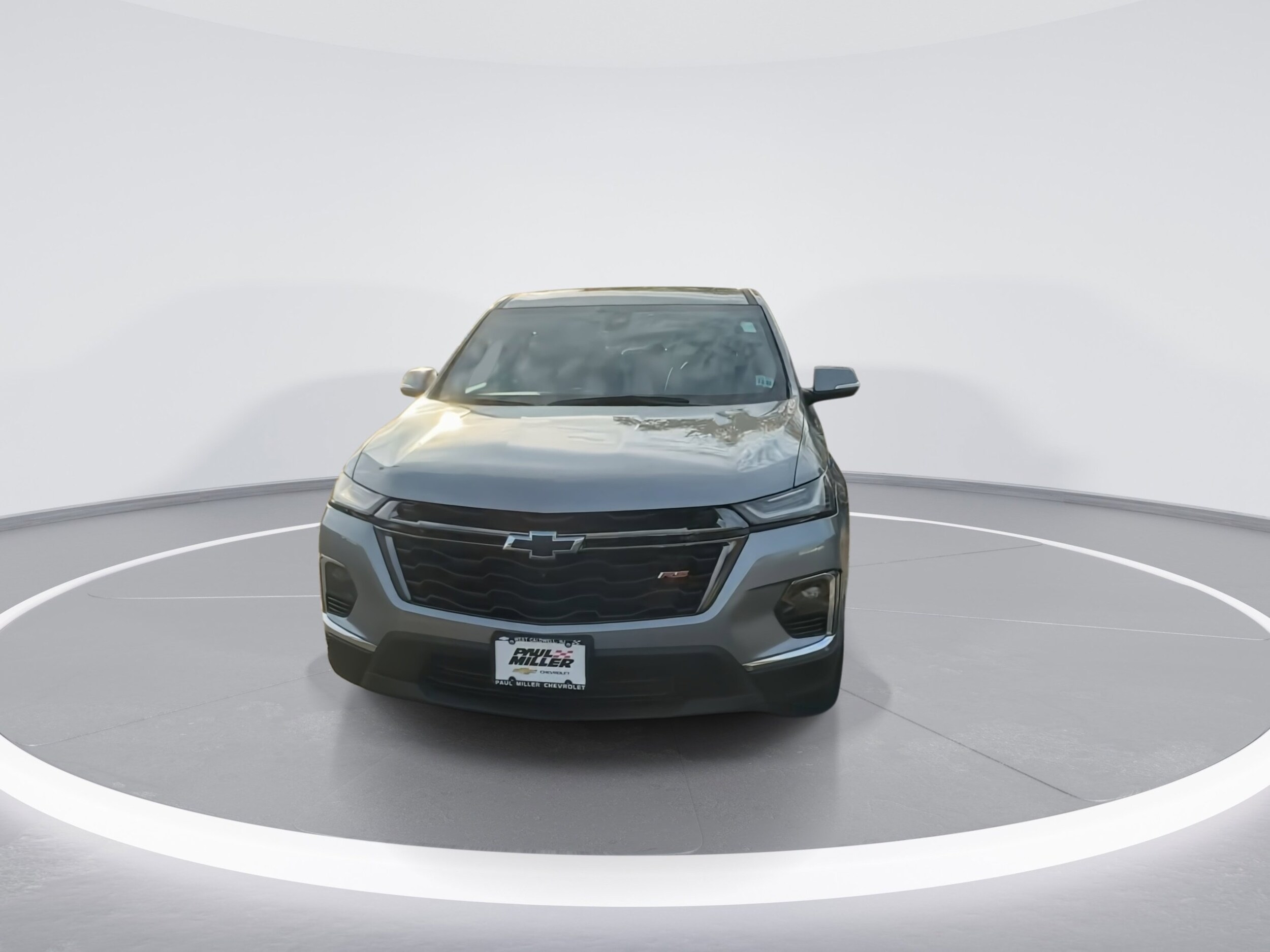 2023 Chevrolet Traverse RS photo 2