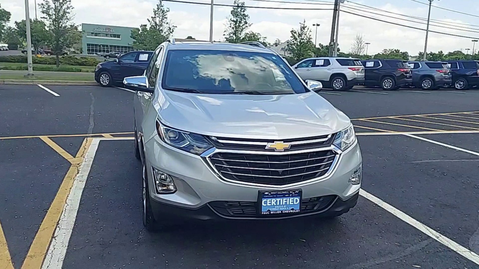 2021 Chevrolet Equinox Premier photo 3