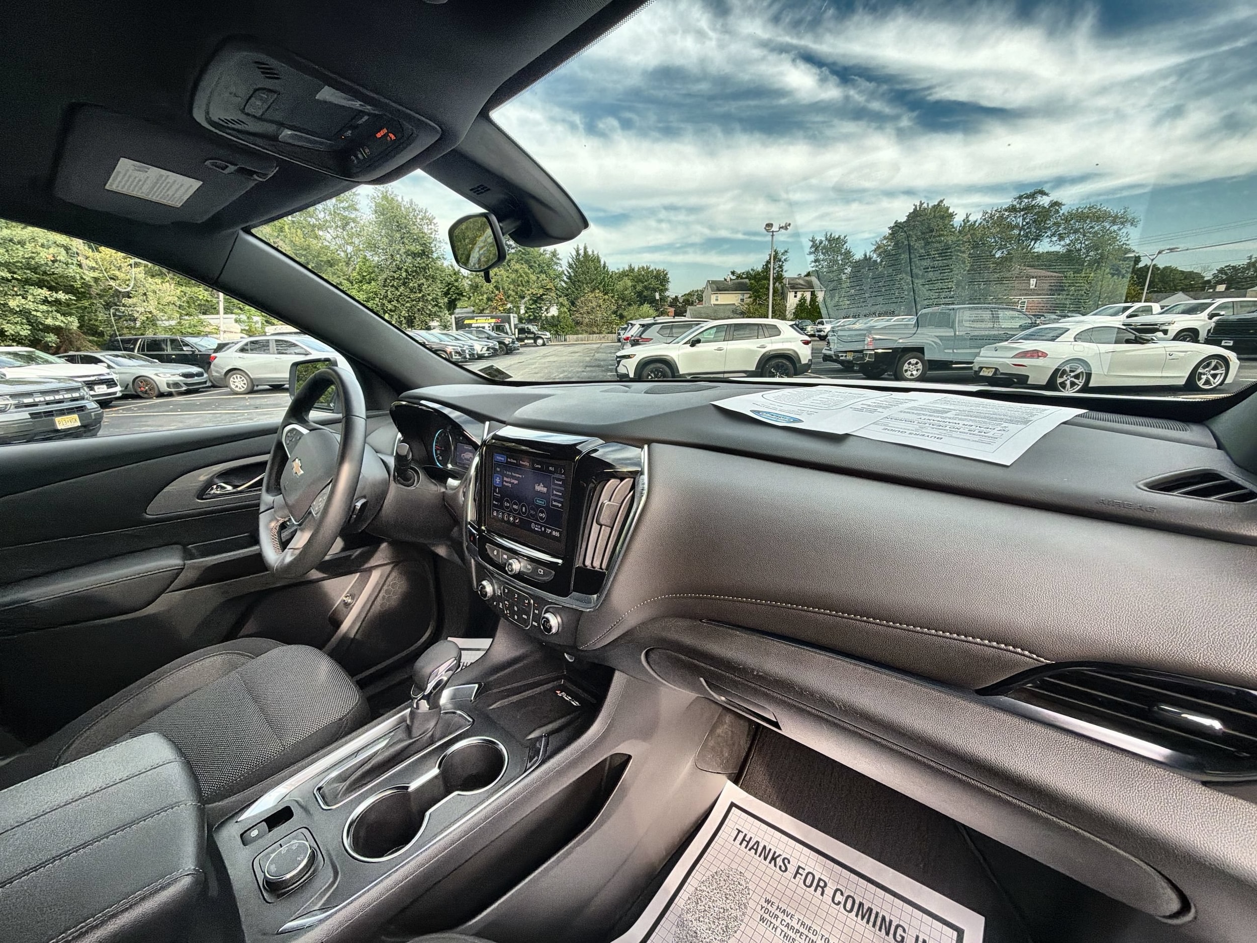 2023 Chevrolet Traverse 1LT - Photo 30