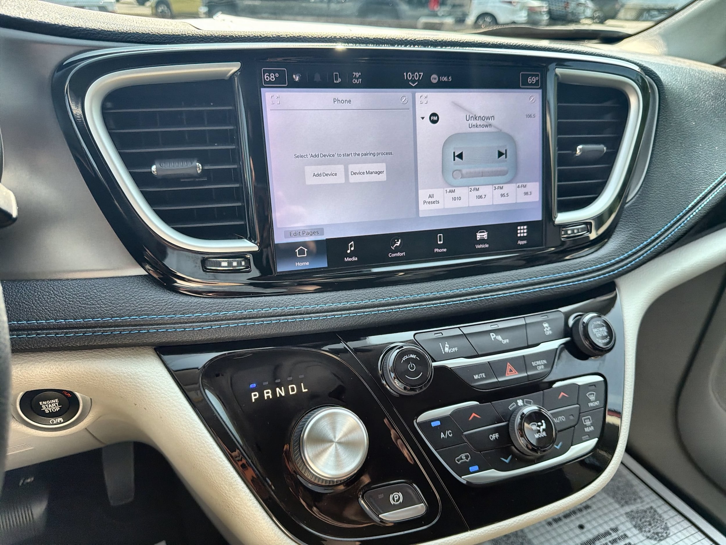 2021 Chrysler Pacifica Hybrid Touring - Photo 14
