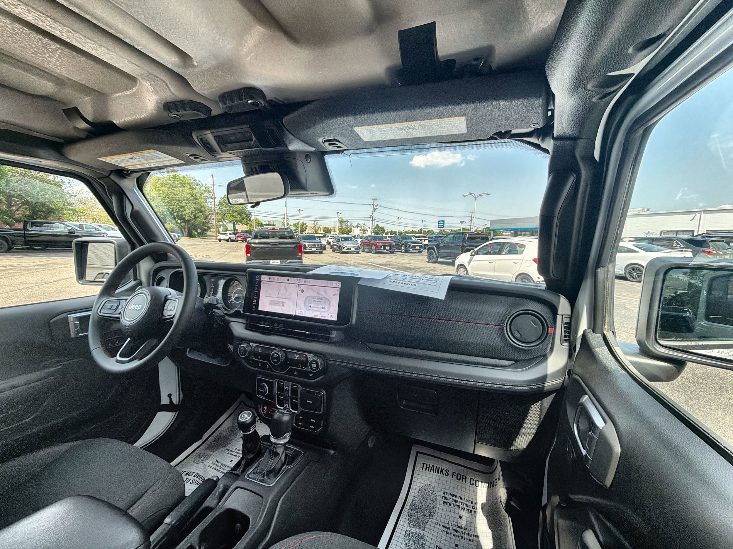 2025 Jeep Wrangler 4-Door Rubicon - Photo 30