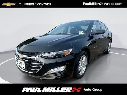 2022 Chevrolet Malibu LS Sedan