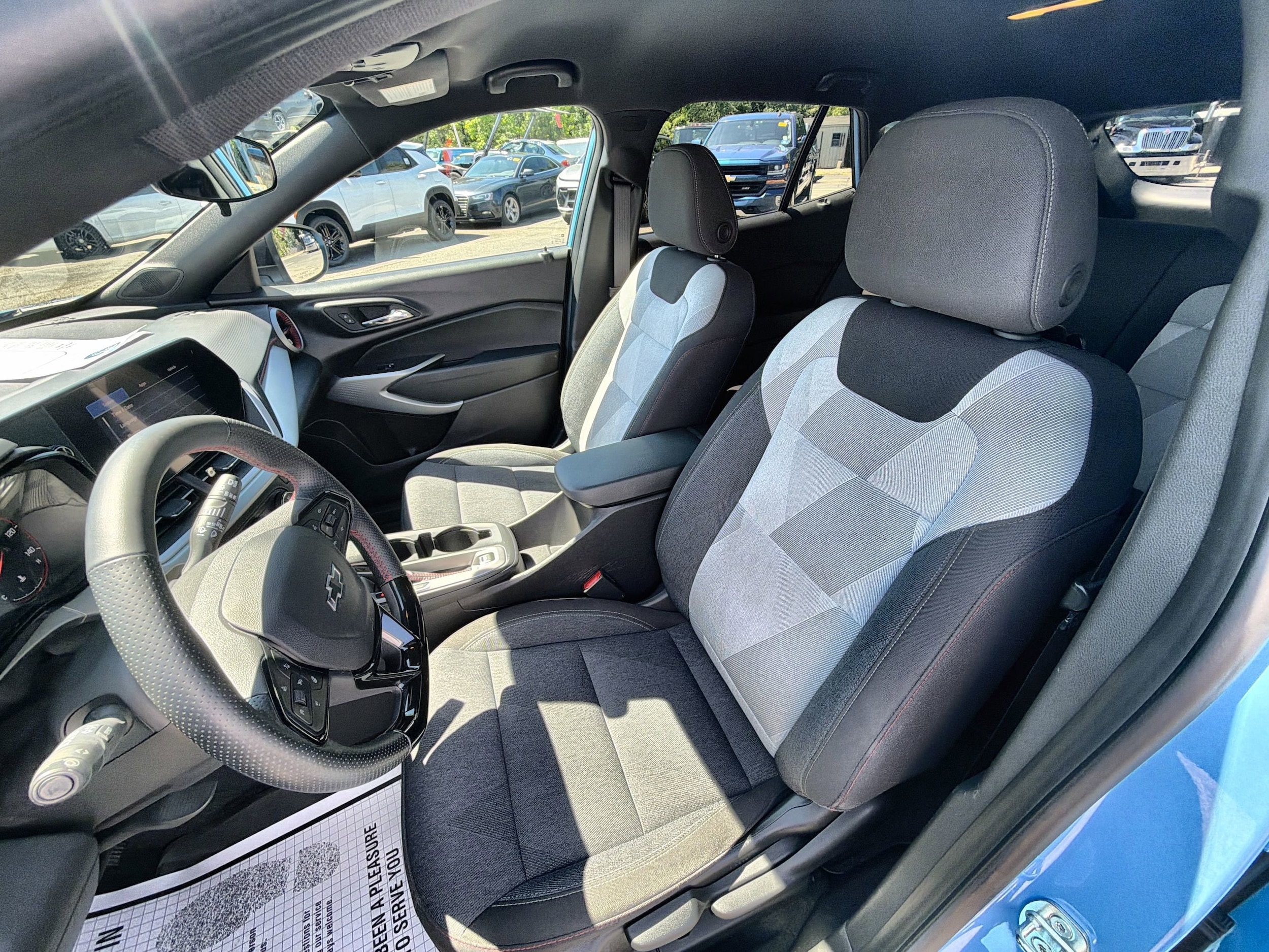 2024 Chevrolet Trax RS - Photo 20