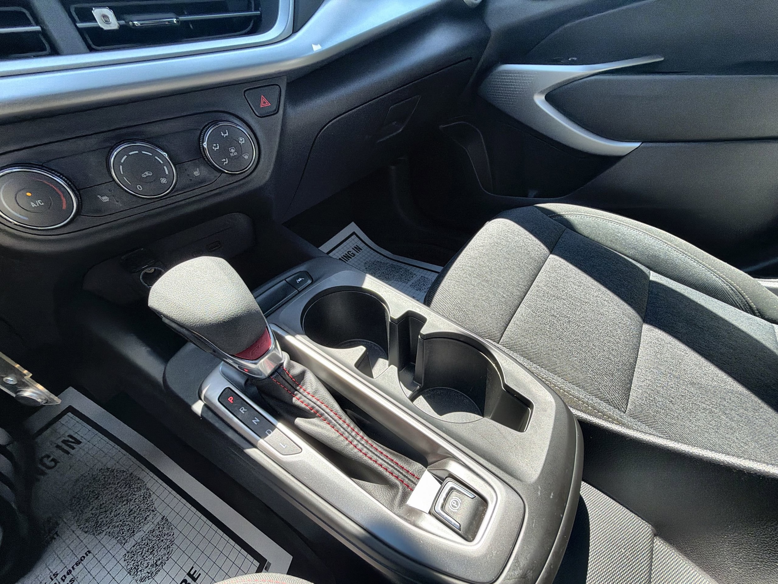 2024 Chevrolet Trax RS - Photo 16