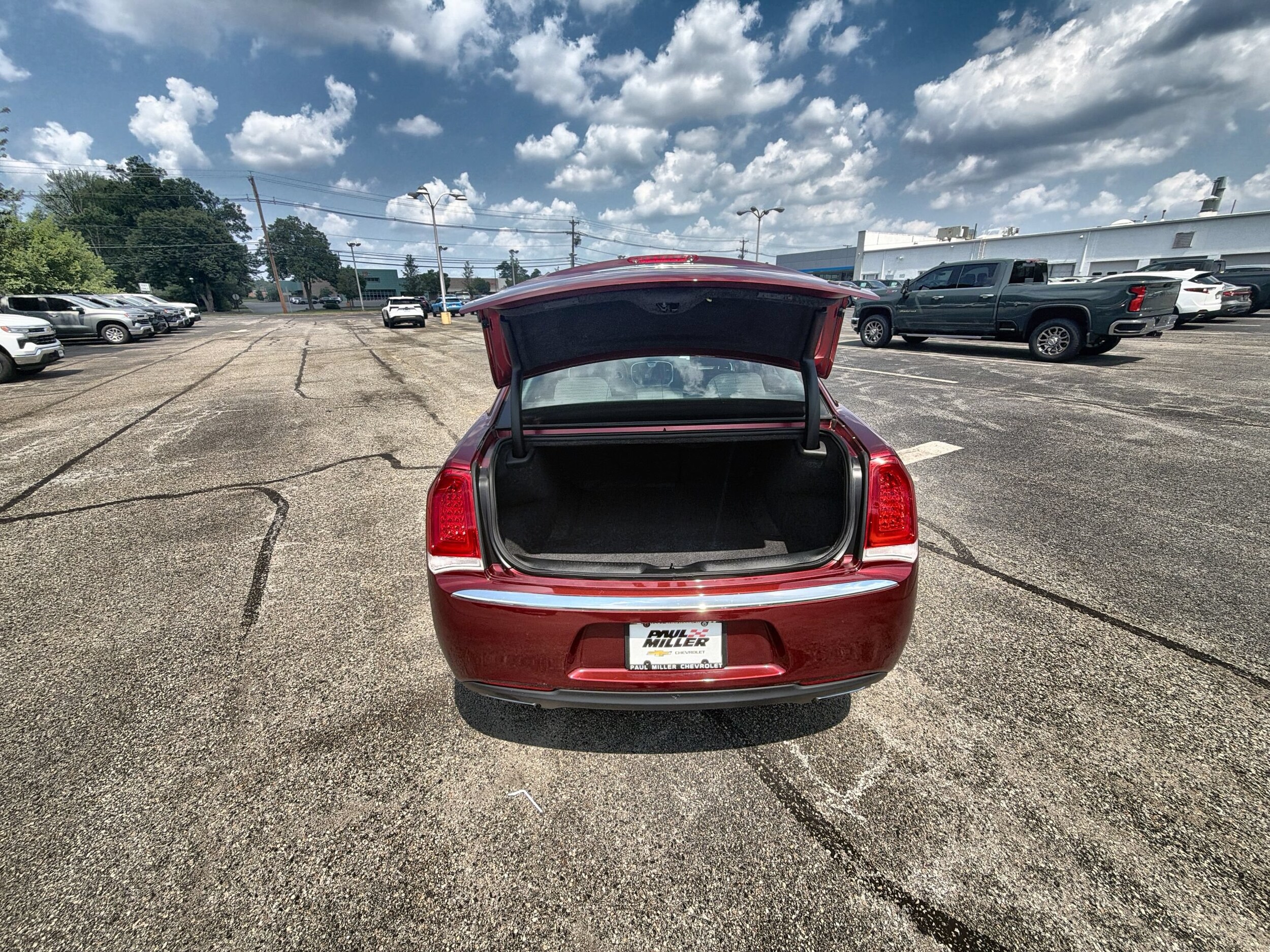 2018 Chrysler 300 Touring - Photo 27