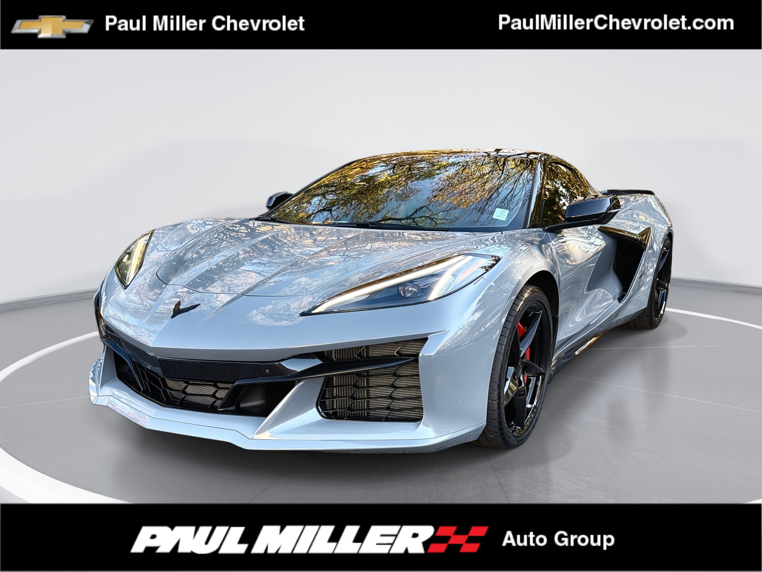  Chevrolet Corvette E-Ray