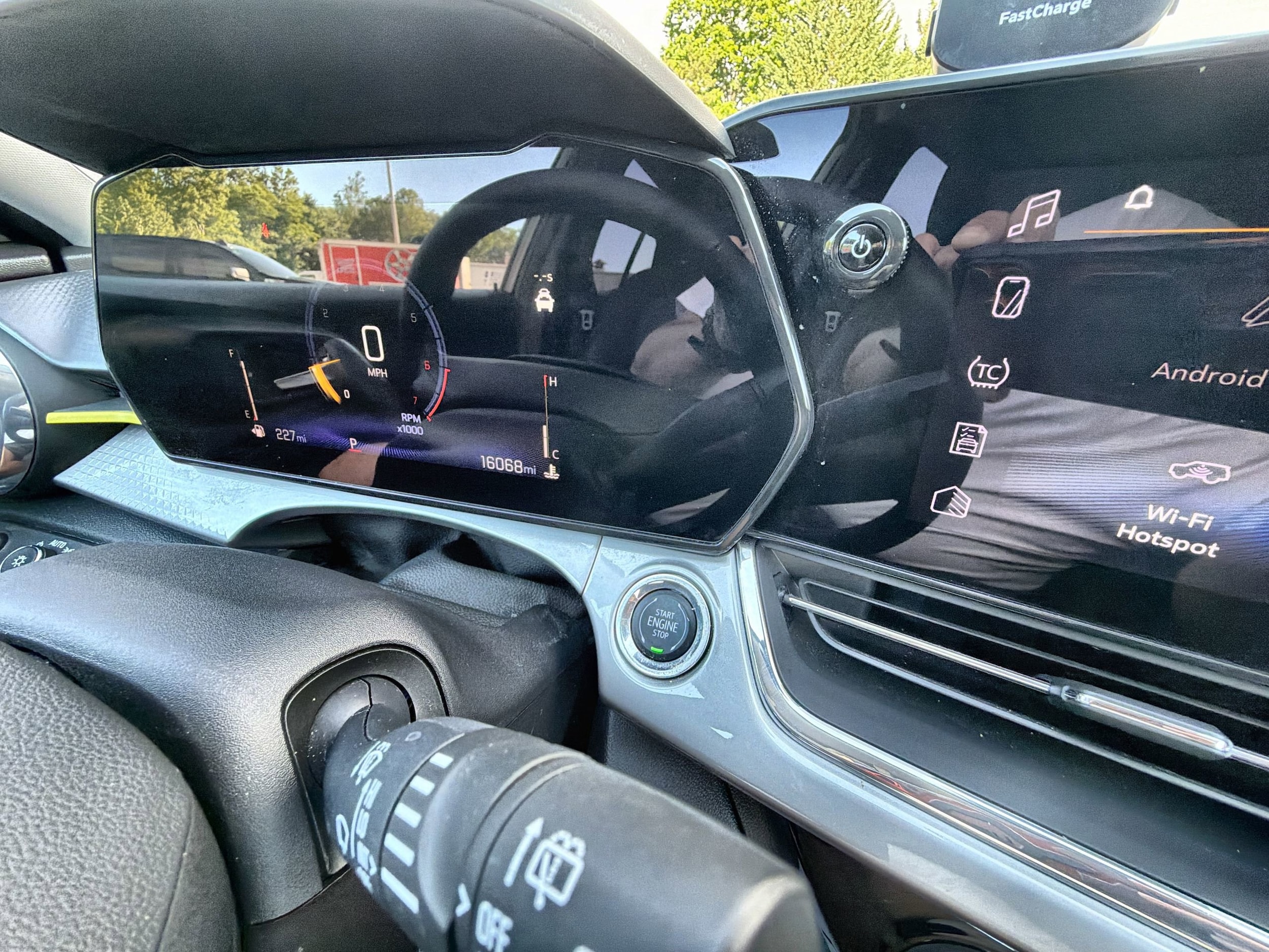2024 Chevrolet Trax LT - Photo 17