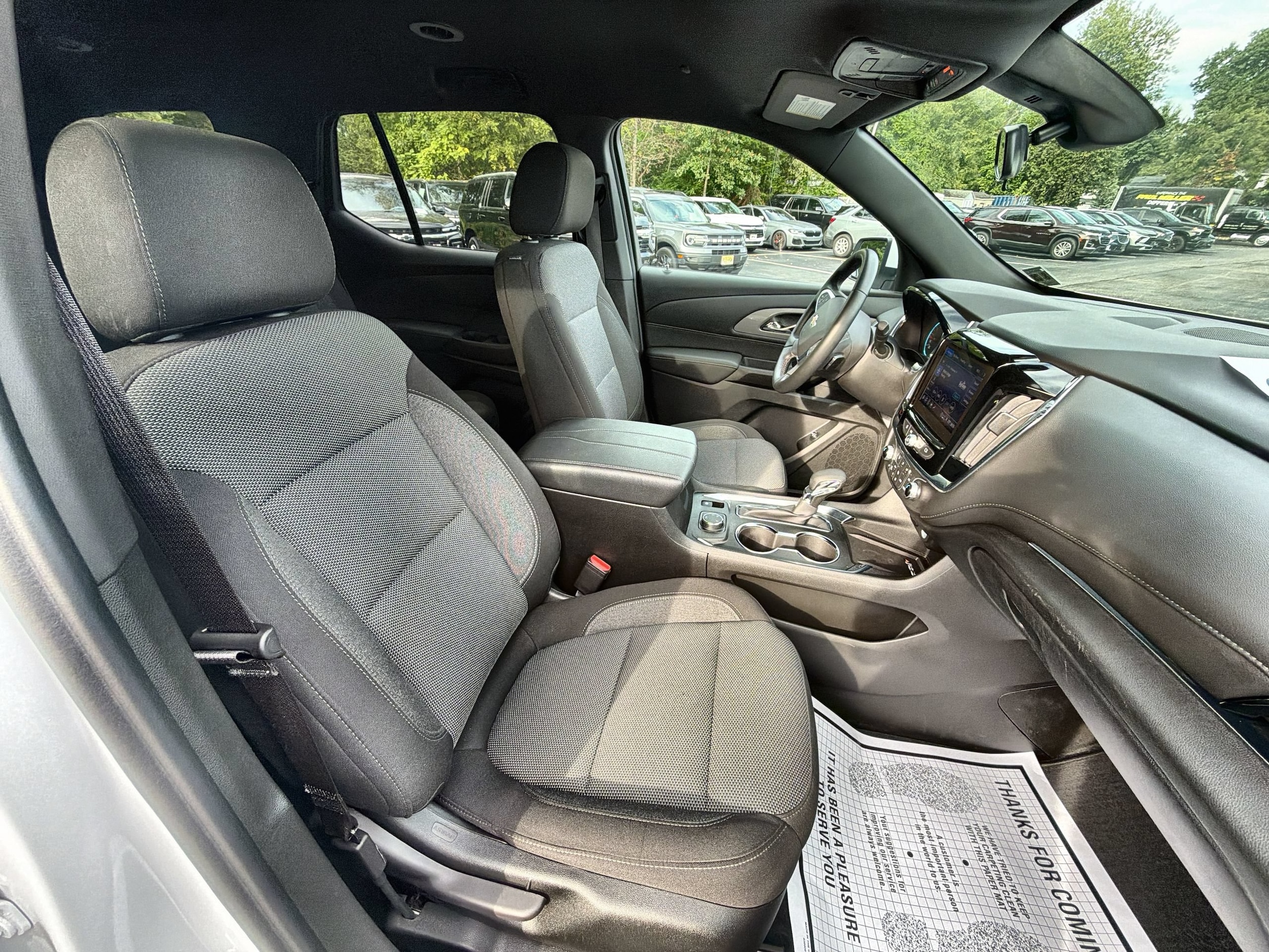 2023 Chevrolet Traverse 1LT - Photo 29