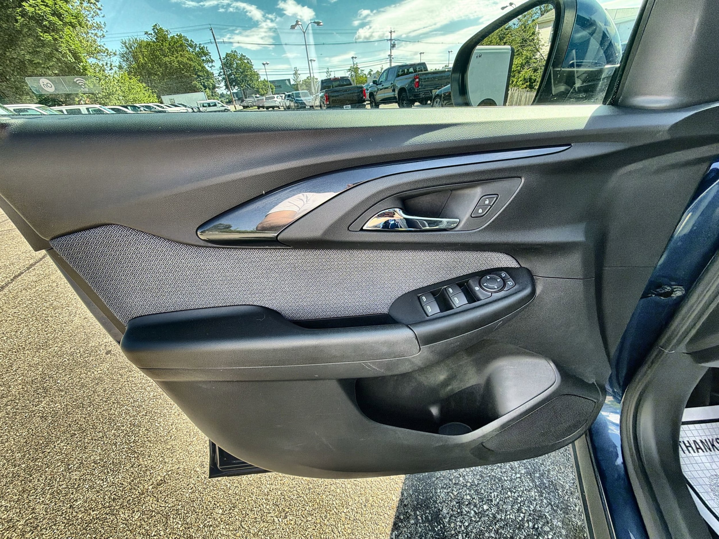 2023 Chevrolet TrailBlazer LT - Photo 23