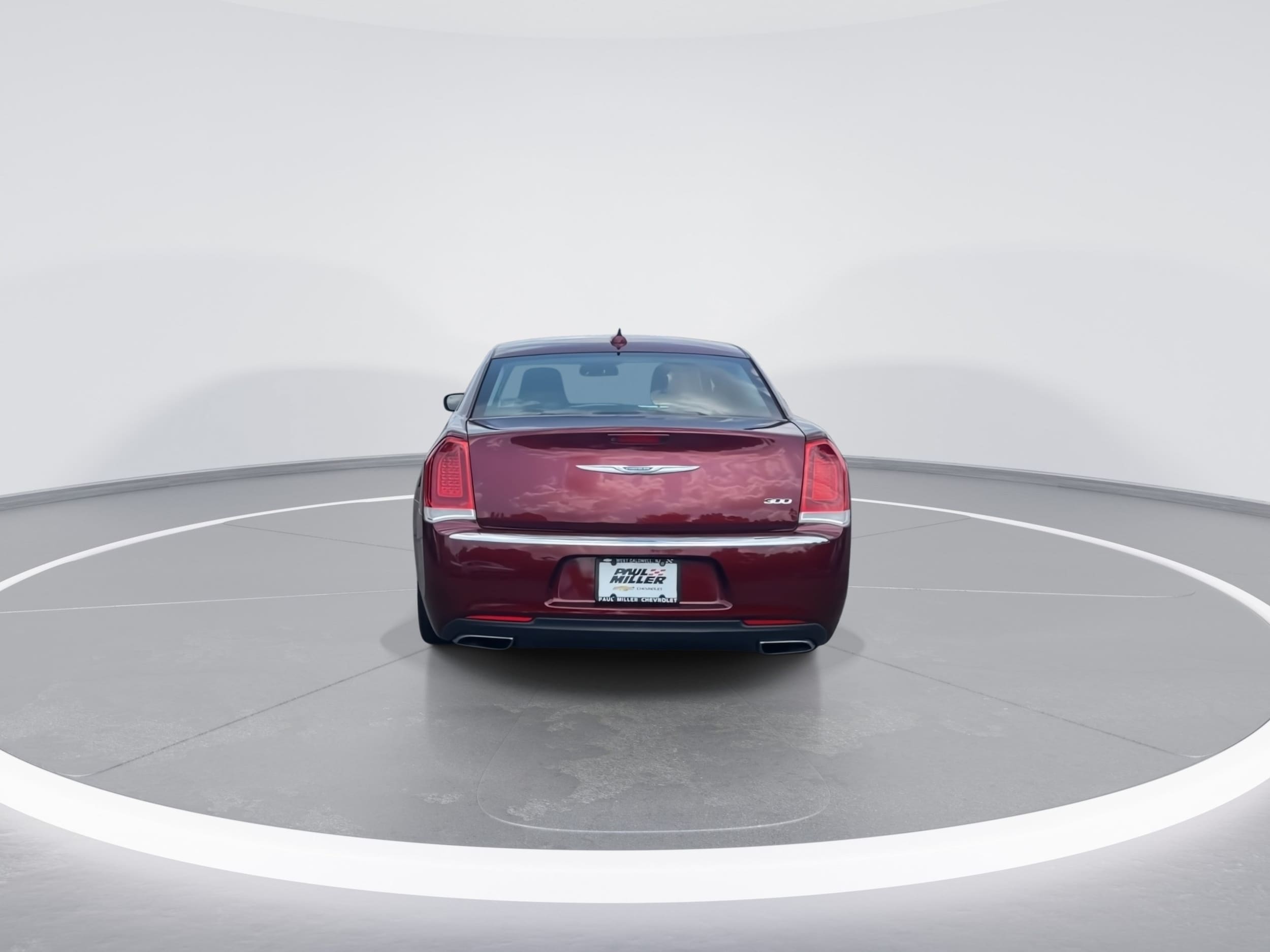 2018 Chrysler 300 Touring - Photo 7