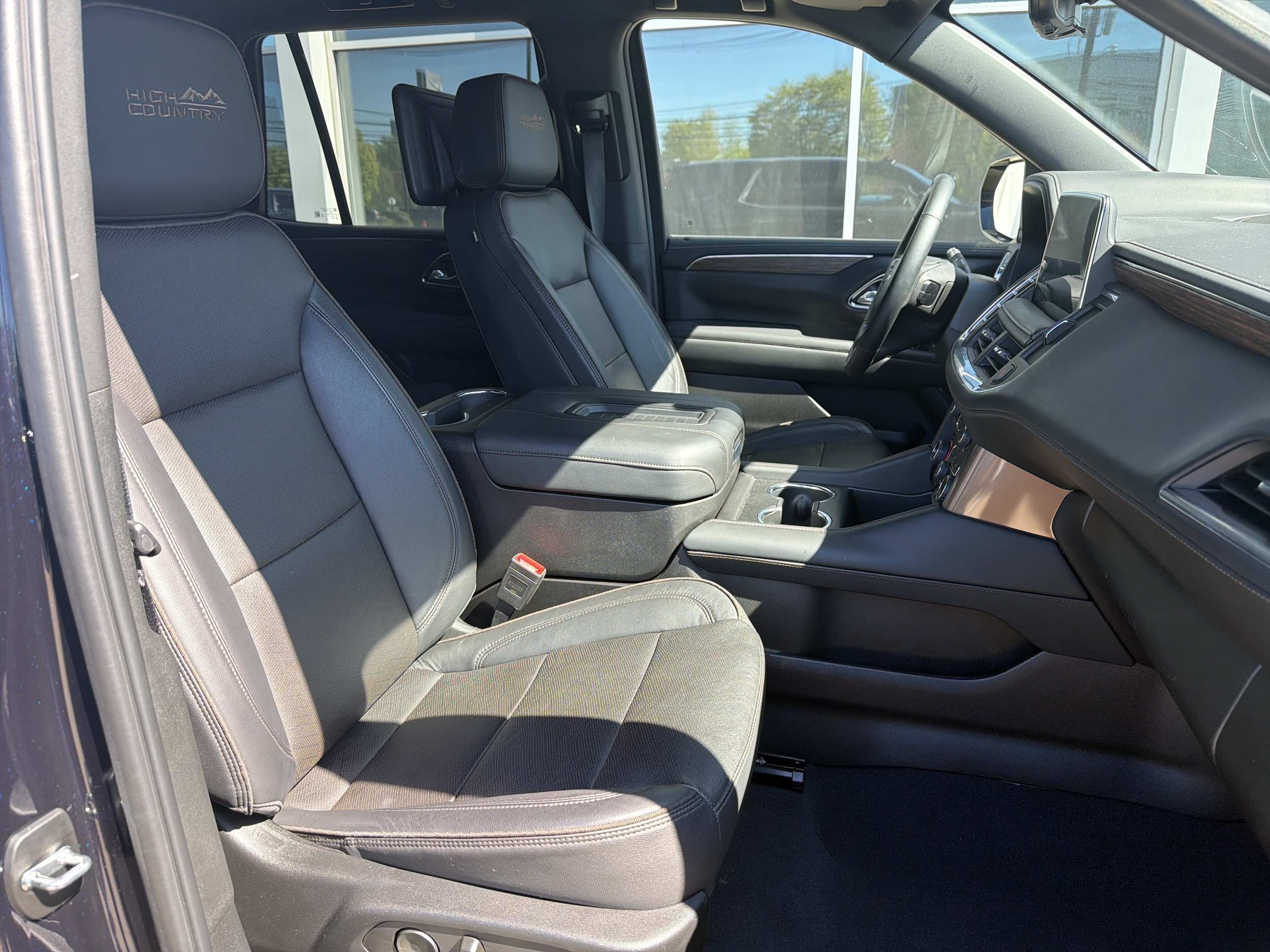 2024 Chevrolet Tahoe High Country - Photo 2