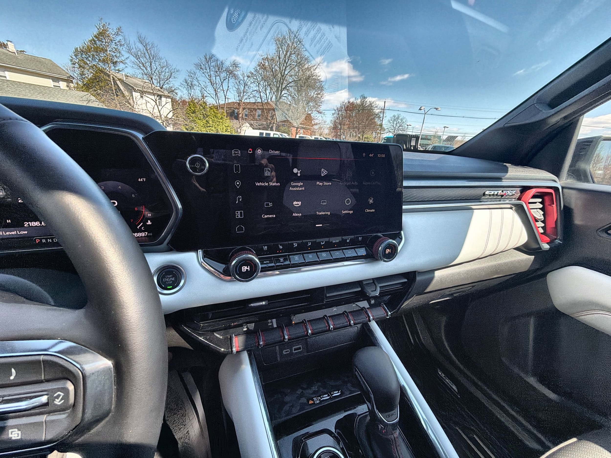 2024 GMC Canyon AT4X - Photo 13