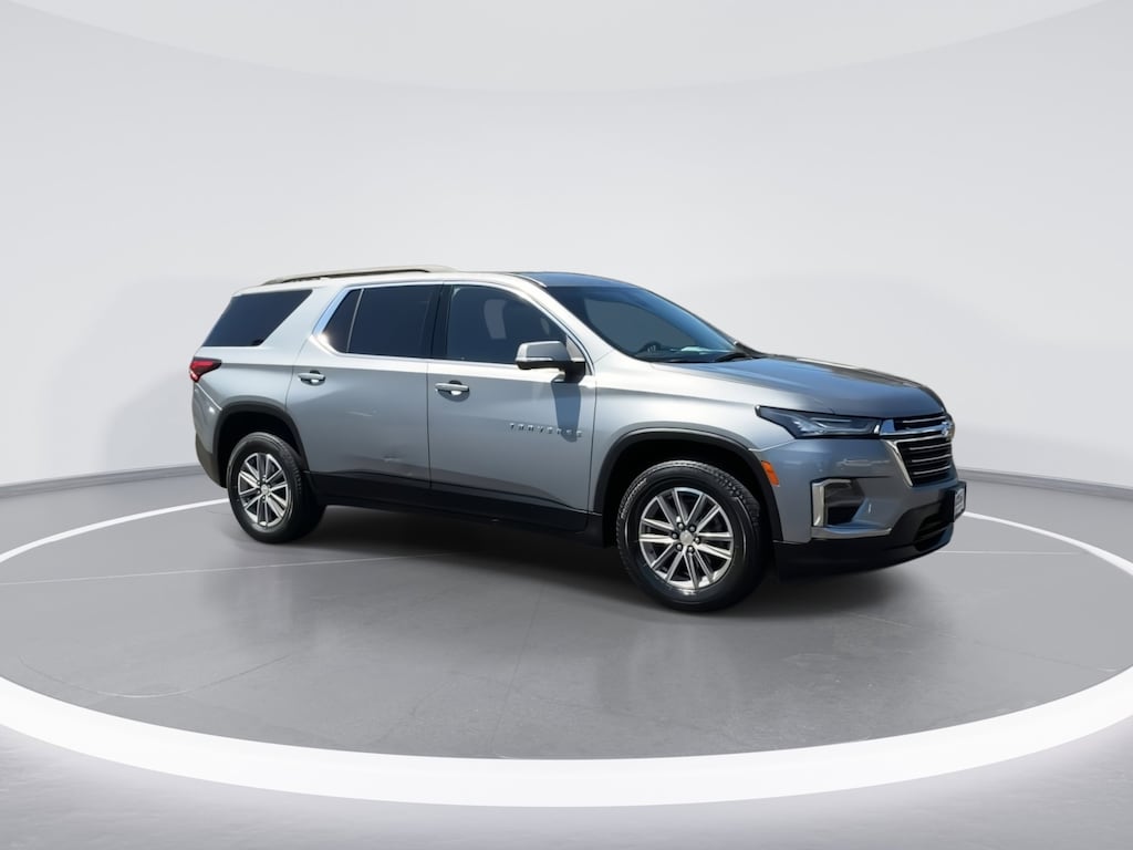 Used 2023 Chevrolet Traverse LT Cloth SUV