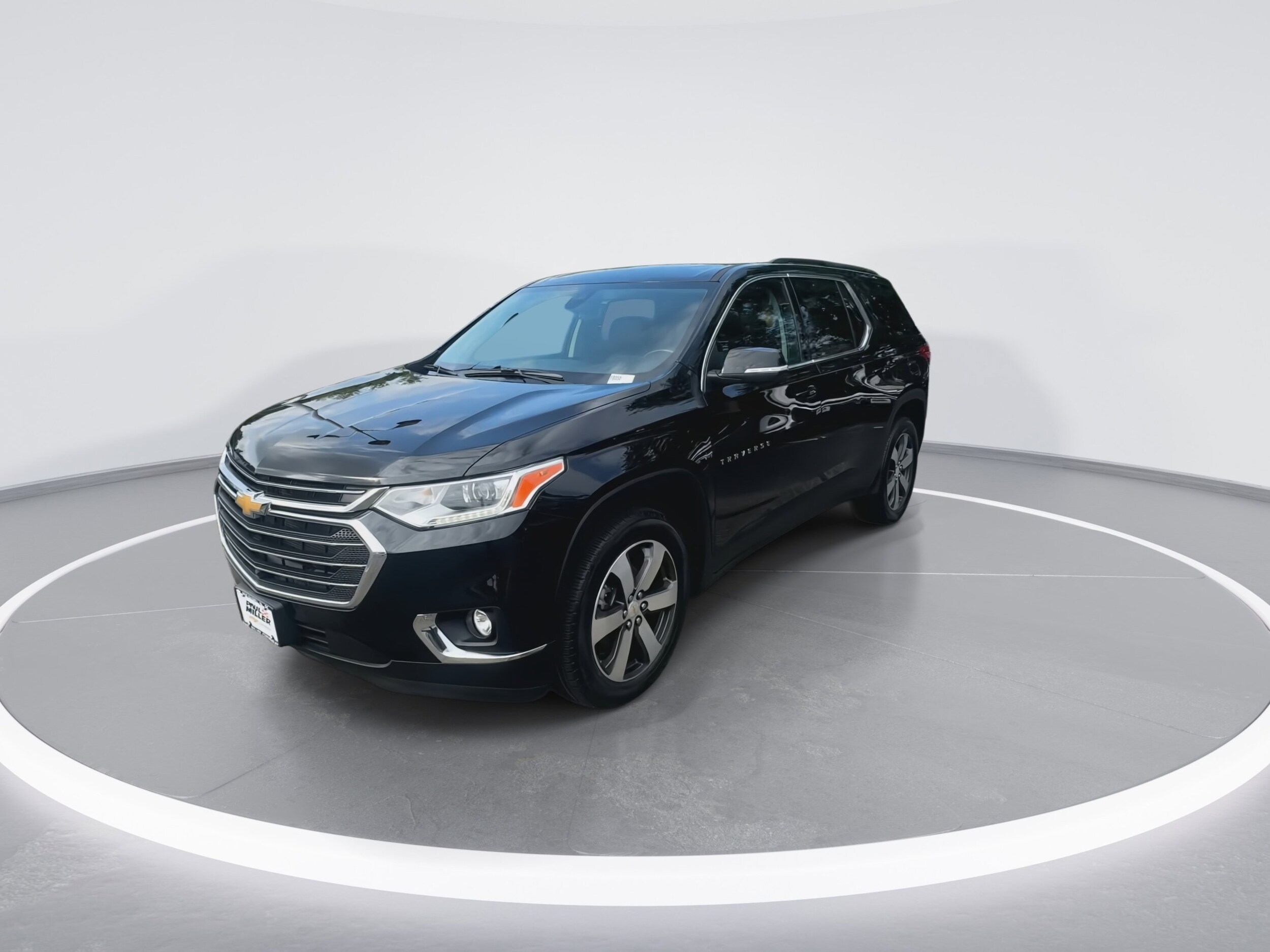 2021 Chevrolet Traverse Leather photo 3