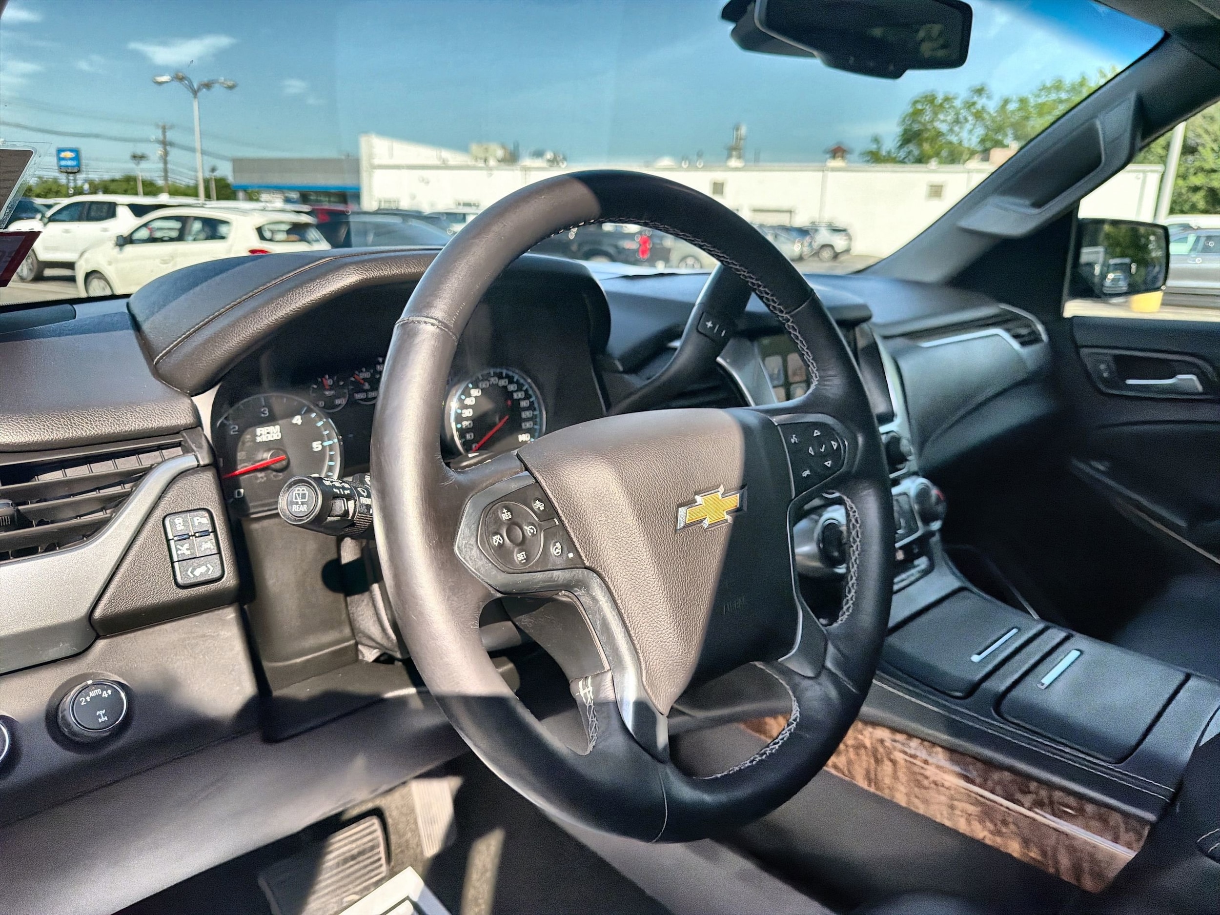 2017 Chevrolet Tahoe Premier - Photo 11