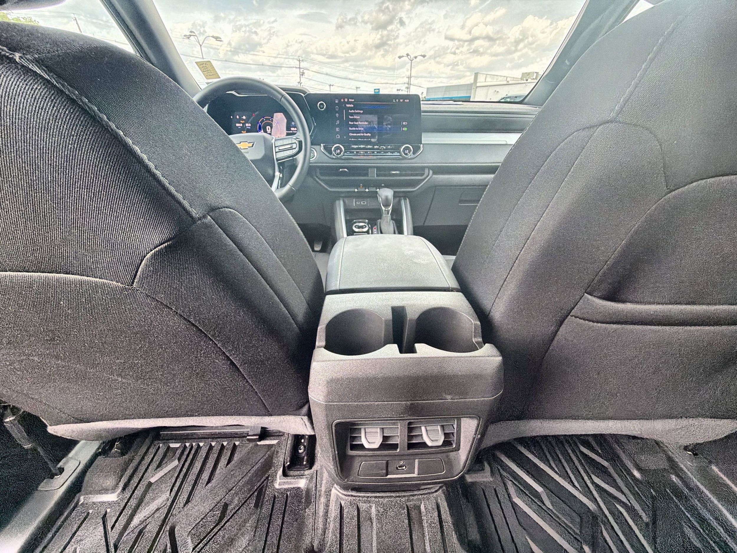 2026 Chevrolet Colorado LT - Photo 22