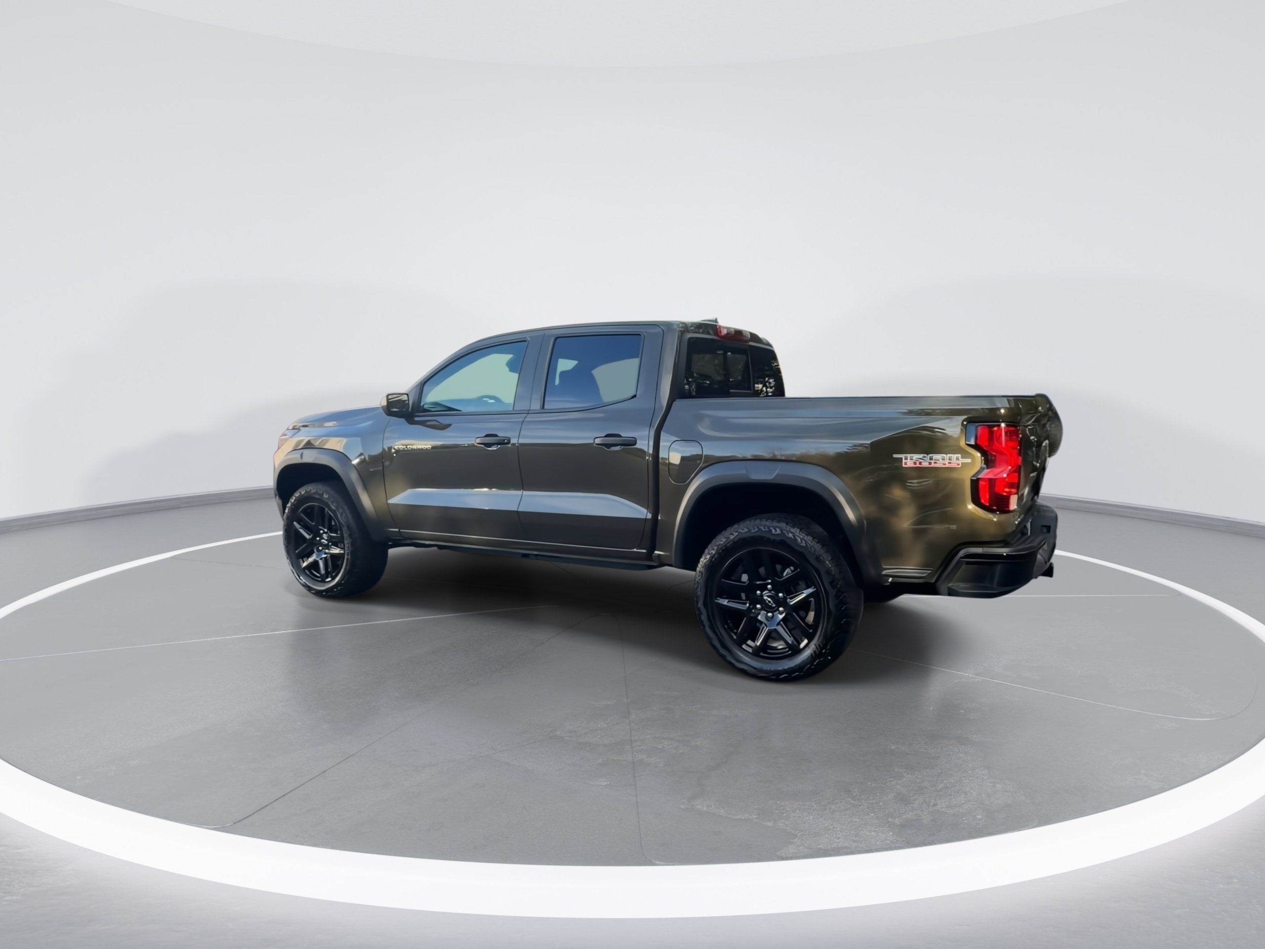 2025 Chevrolet Colorado Trail Boss - Photo 6