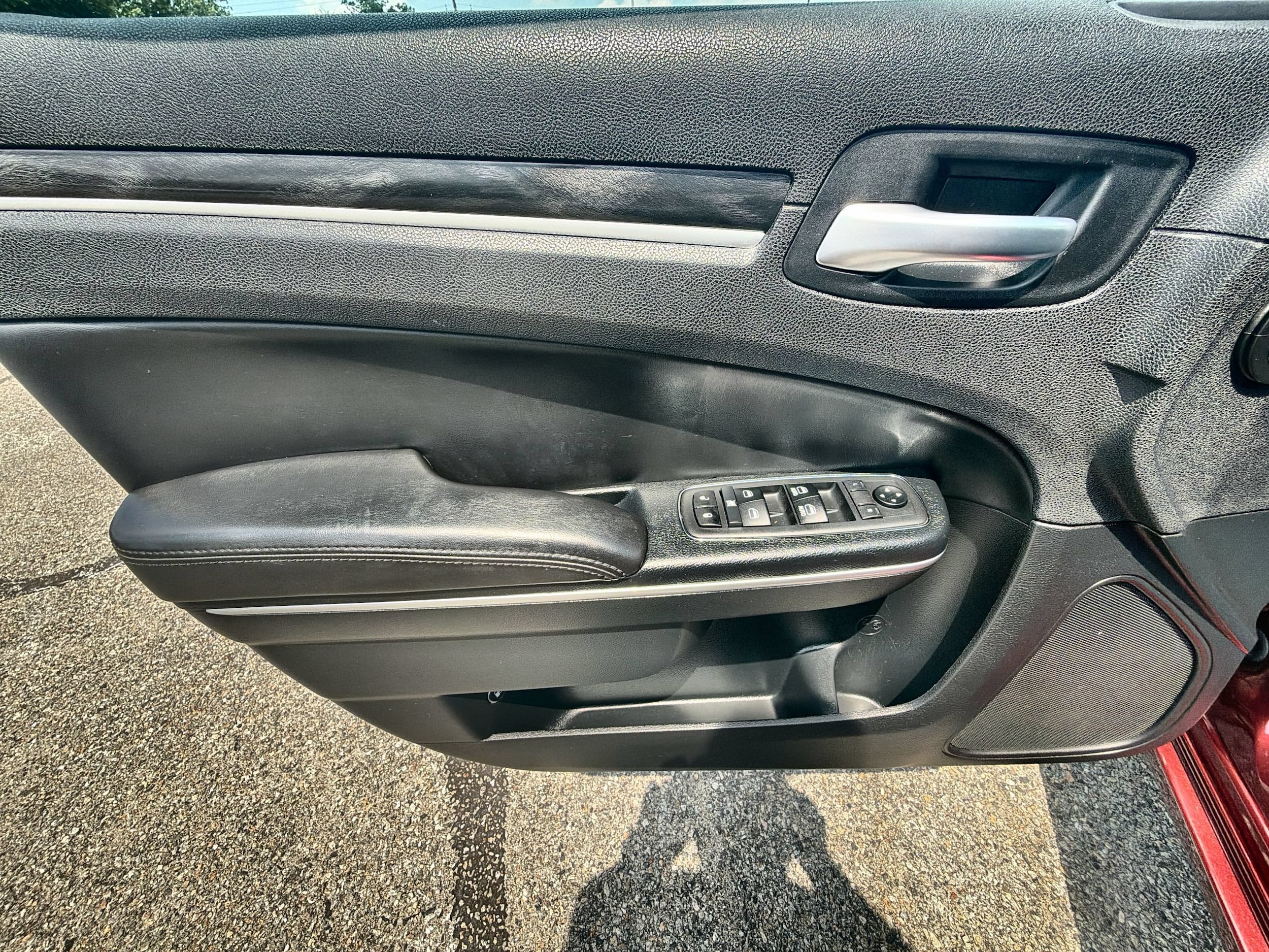 2018 Chrysler 300 Touring - Photo 23