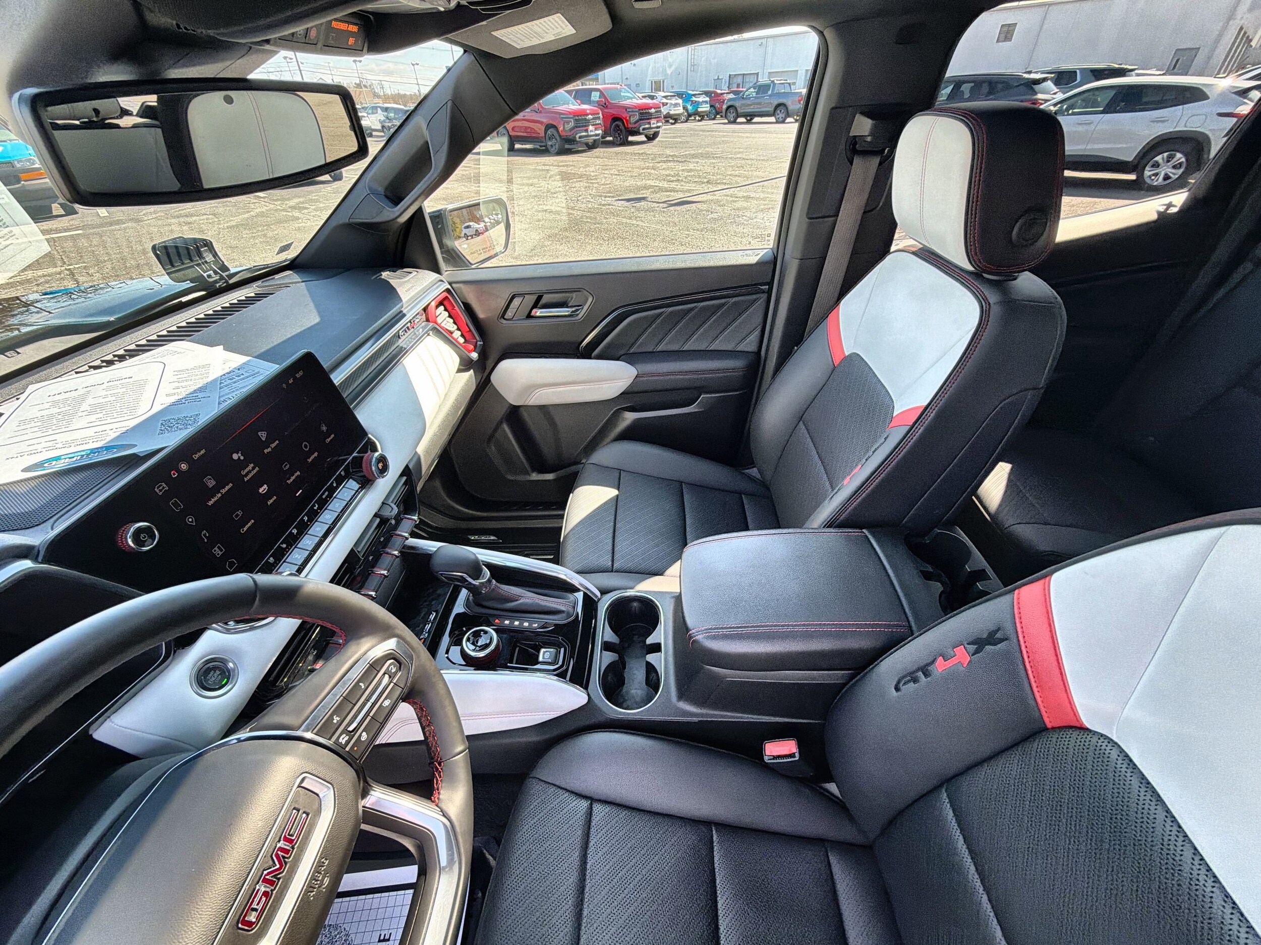 2024 GMC Canyon AT4X - Photo 36