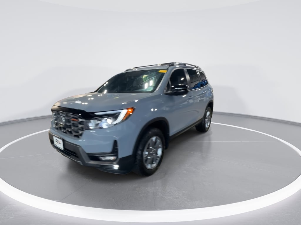 Used 2025 Honda Passport AWD TrailSport SUV