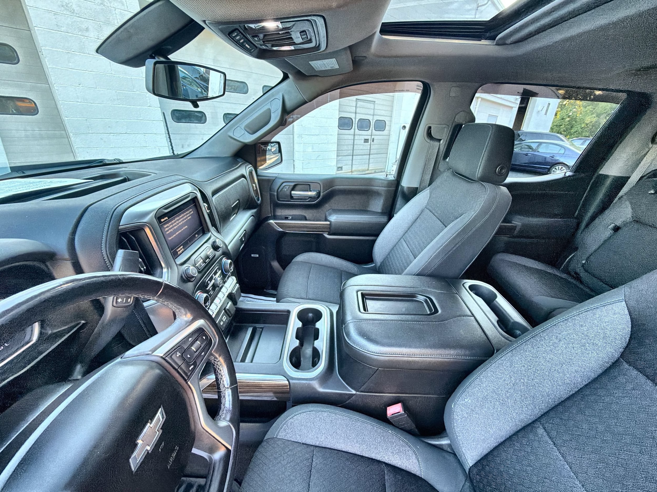 2019 Chevrolet Silverado 1500 RST - Photo 36
