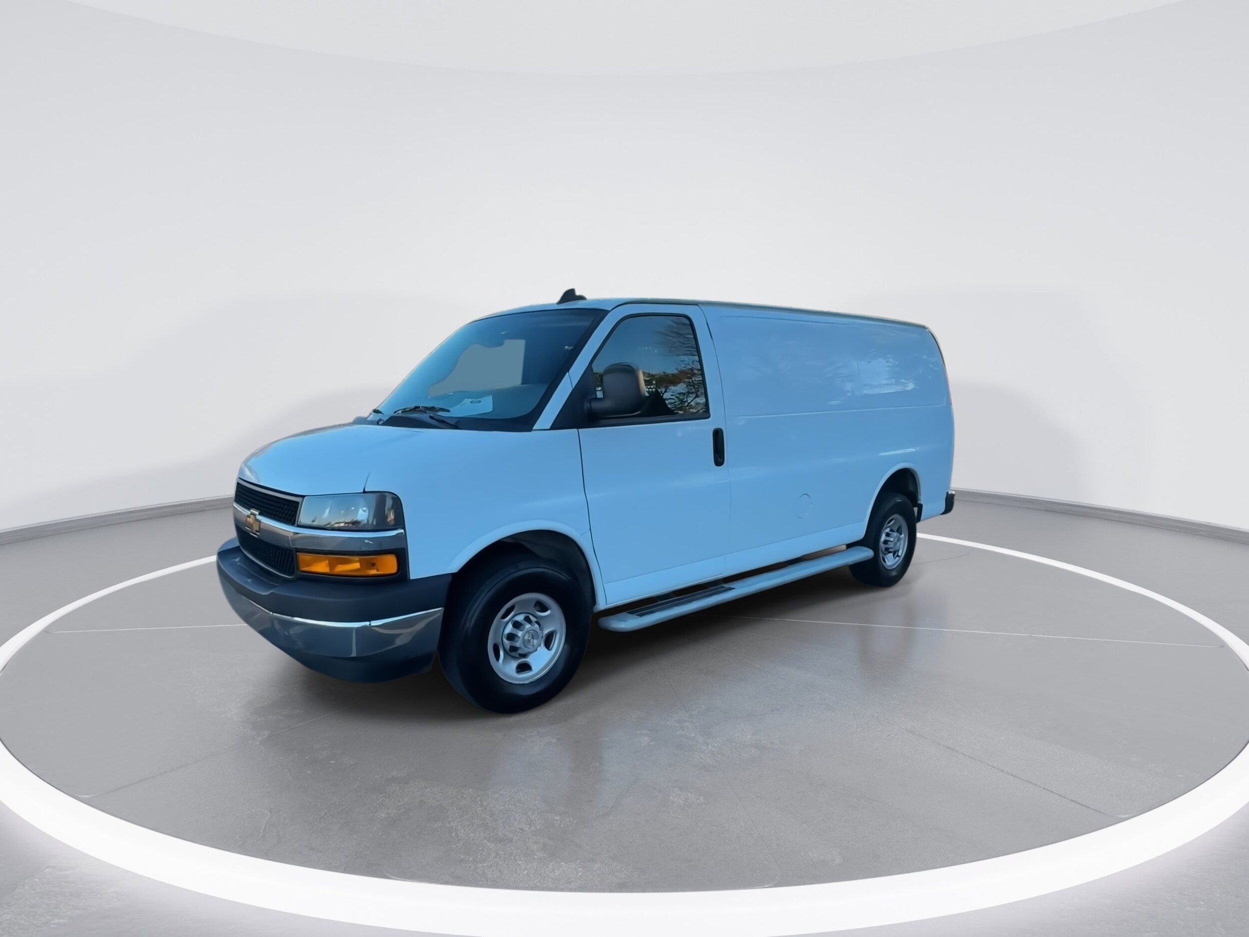 2024 Chevrolet Express Cargo 2500 Van photo 3