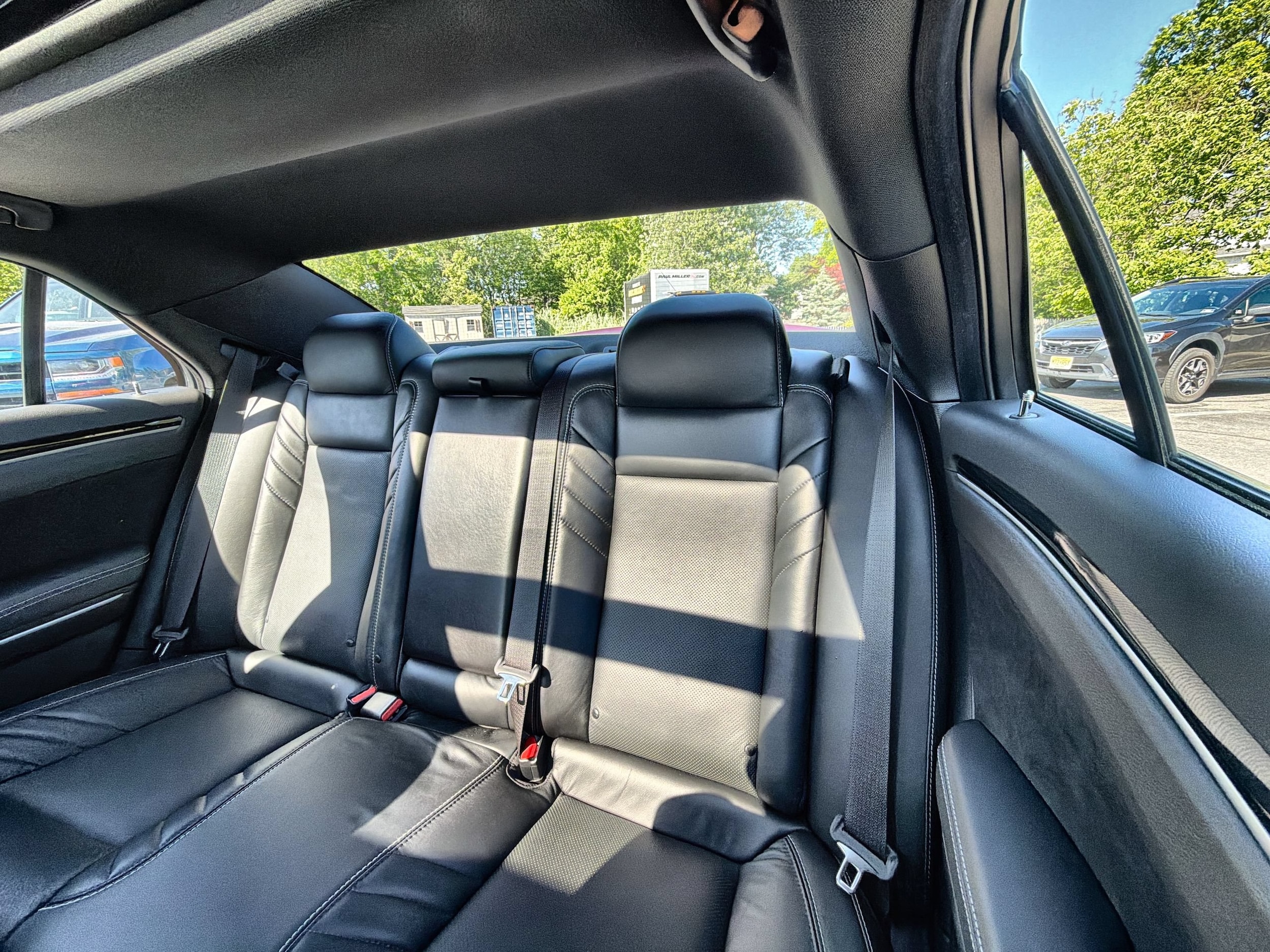 2023 Chrysler 300 C - Photo 26